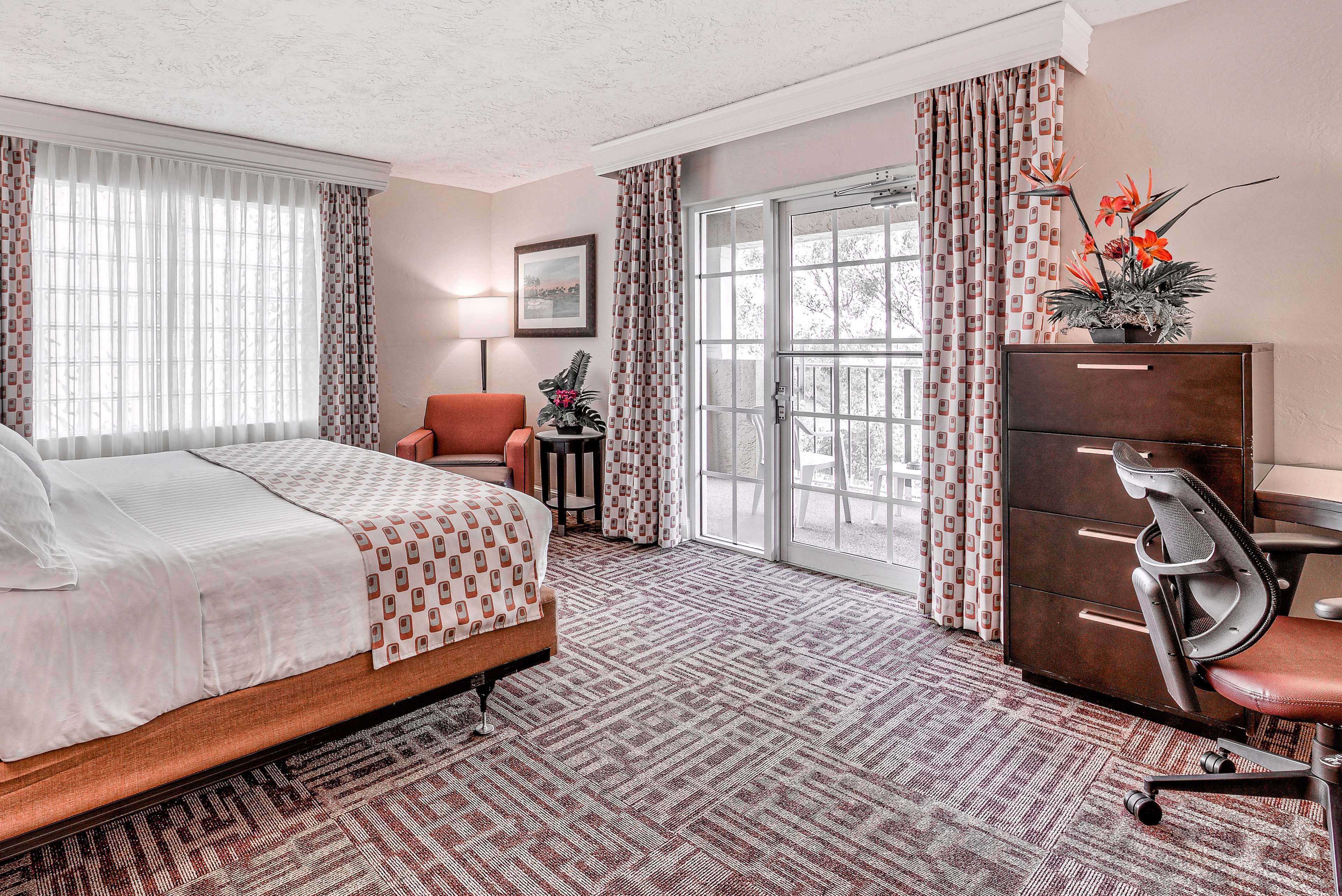 Inn of Naples, Tapestry Collection by Hilton Inn of Naples, Tapestry Collection by Hilton