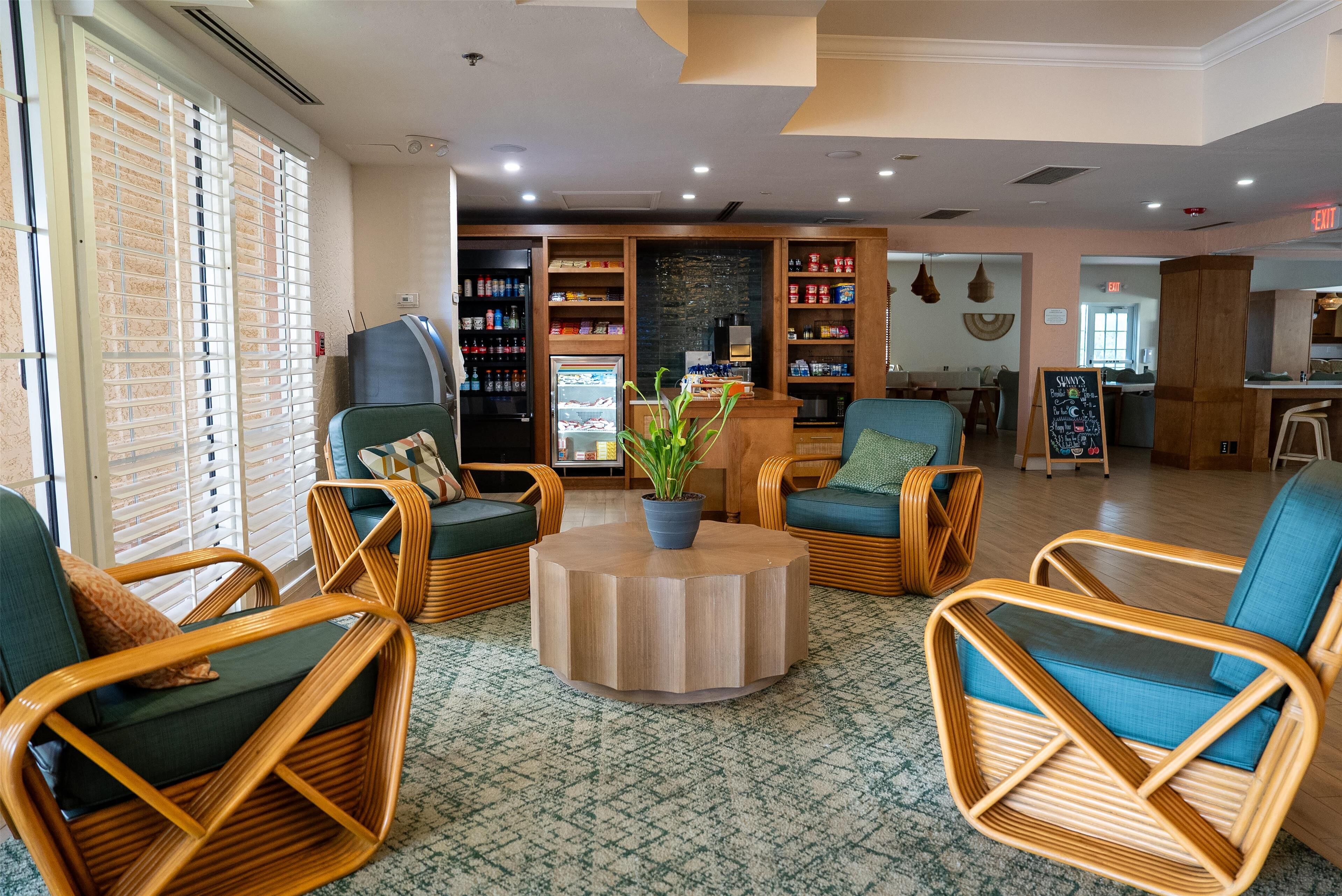 Inn of Naples, Tapestry Collection by Hilton Inn of Naples, Tapestry Collection by Hilton