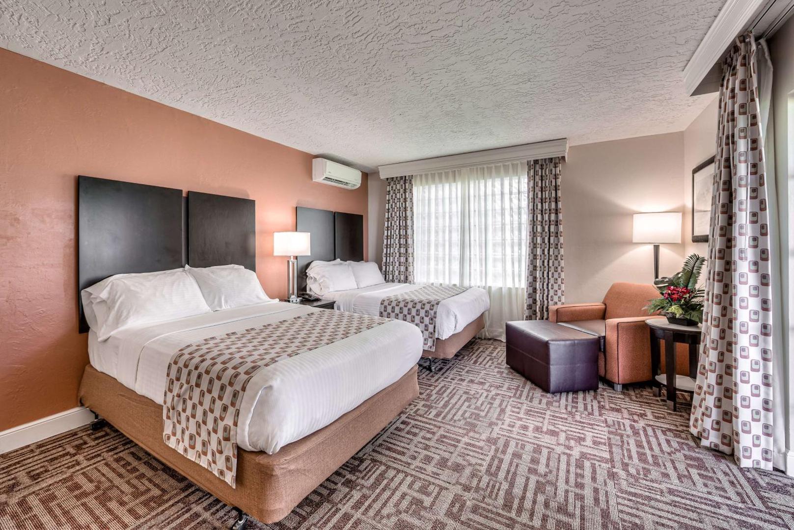 Inn of Naples, Tapestry Collection by Hilton Inn of Naples, Tapestry Collection by Hilton