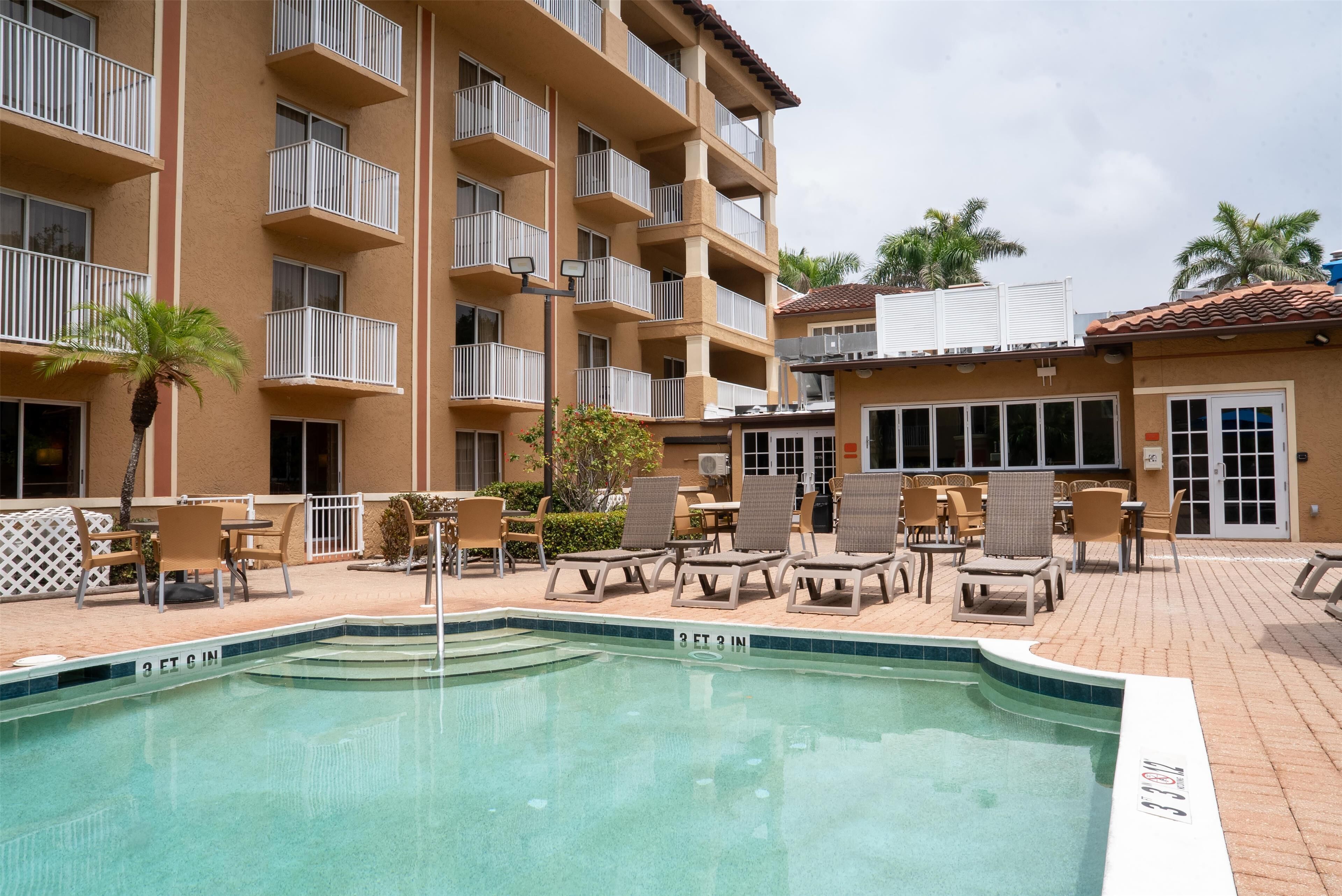 Inn of Naples, Tapestry Collection by Hilton Inn of Naples, Tapestry Collection by Hilton