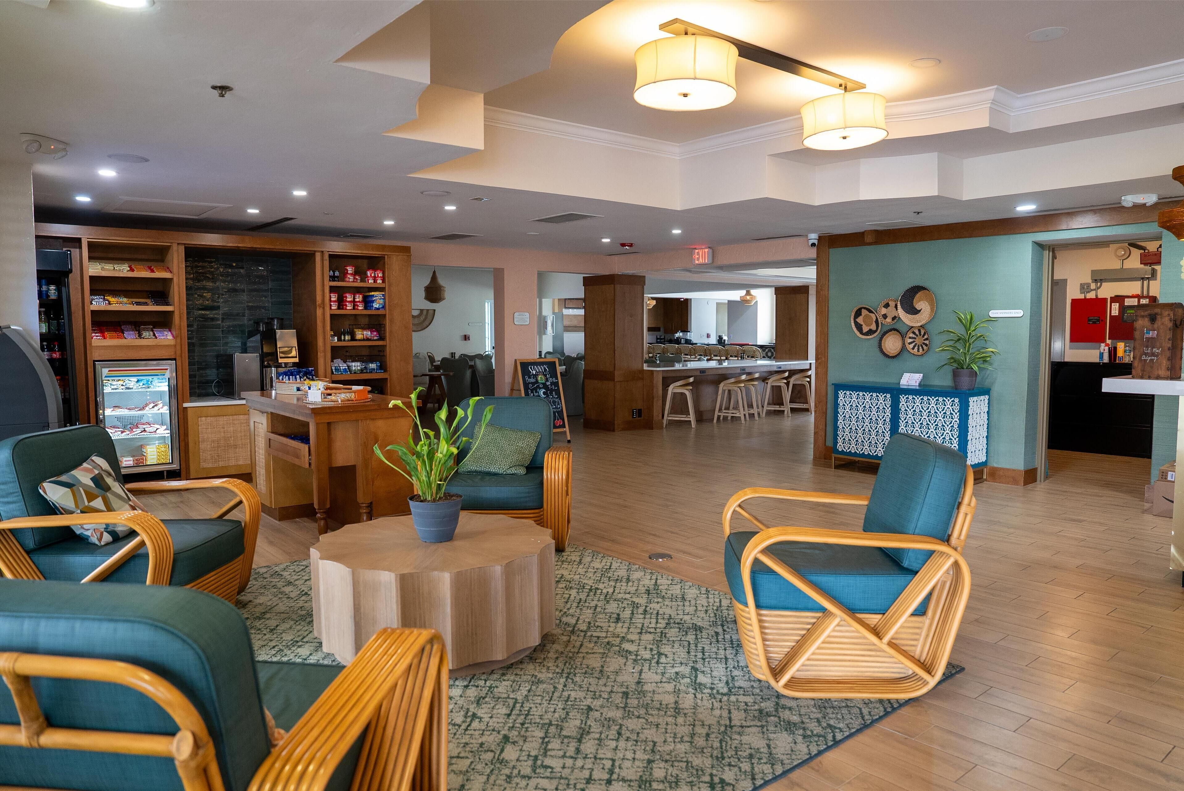 Inn of Naples, Tapestry Collection by Hilton Inn of Naples, Tapestry Collection by Hilton