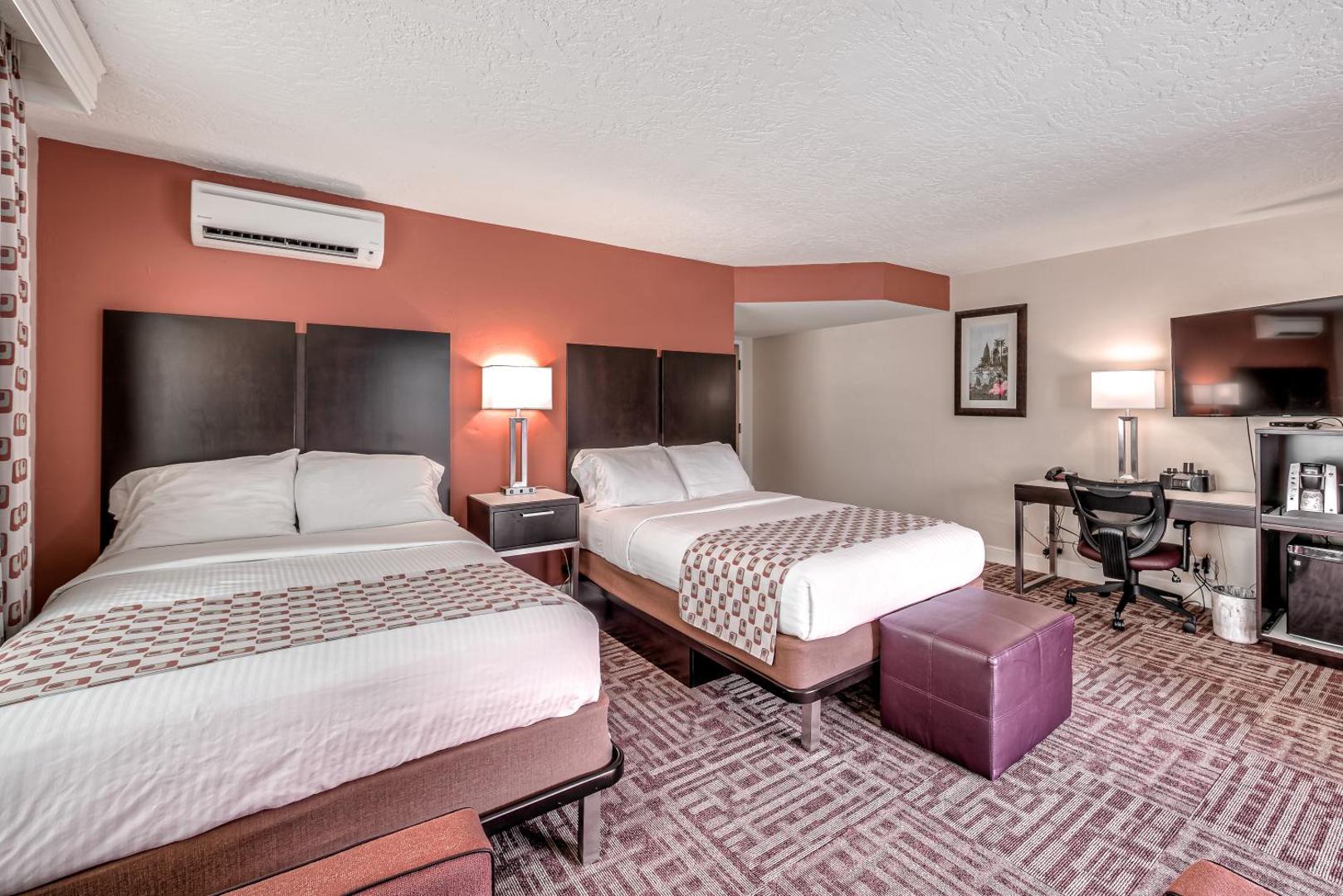 Inn of Naples, Tapestry Collection by Hilton Inn of Naples, Tapestry Collection by Hilton