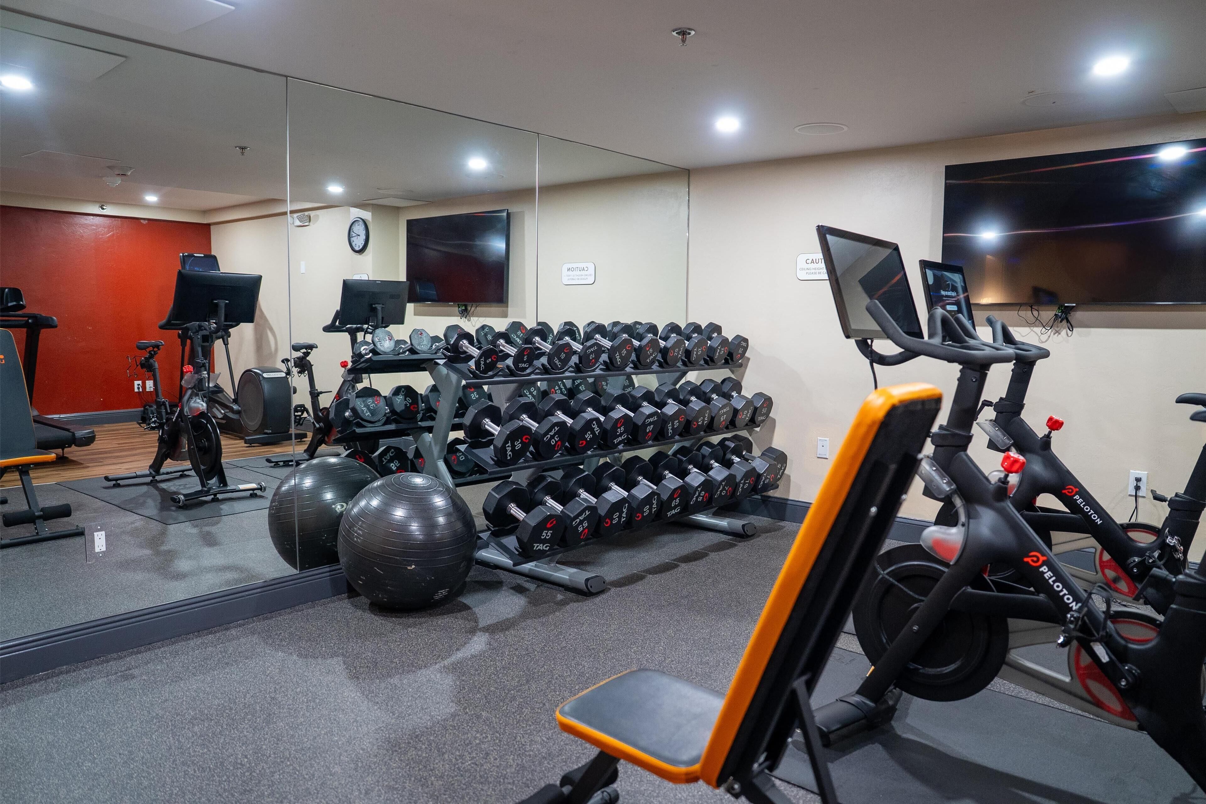 Inn of Naples, Tapestry Collection by Hilton Inn of Naples, Tapestry Collection by Hilton