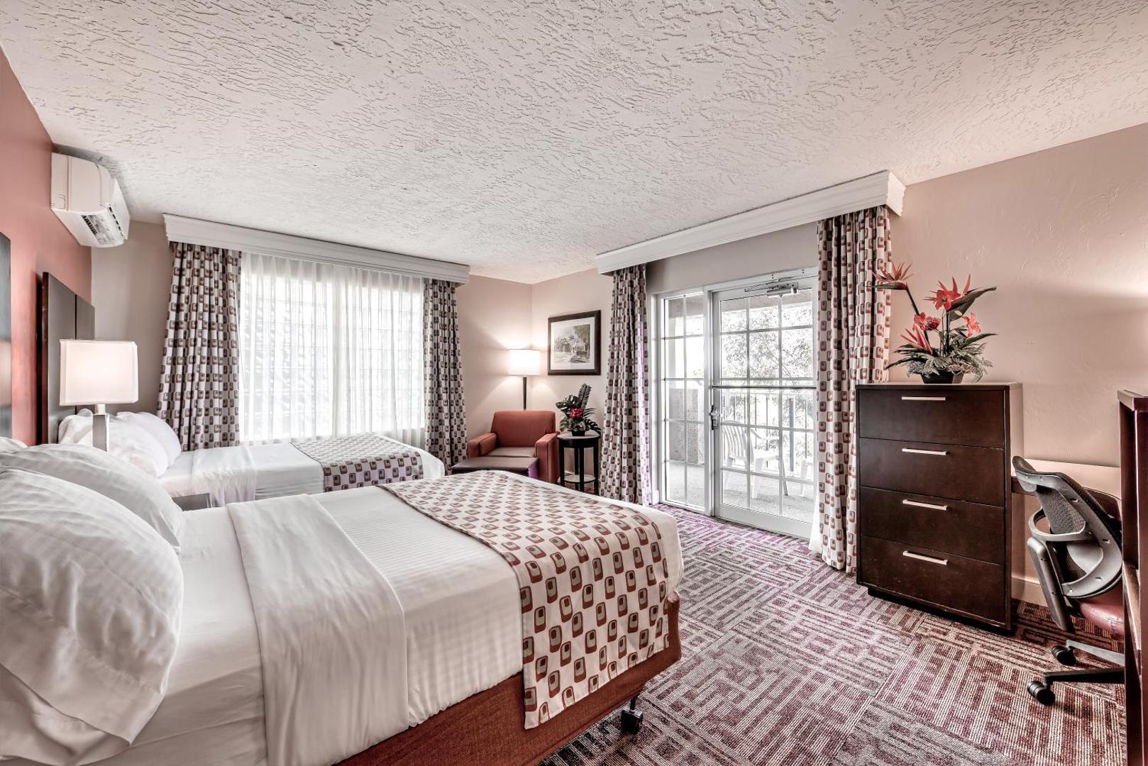 Inn of Naples, Tapestry Collection by Hilton Inn of Naples, Tapestry Collection by Hilton