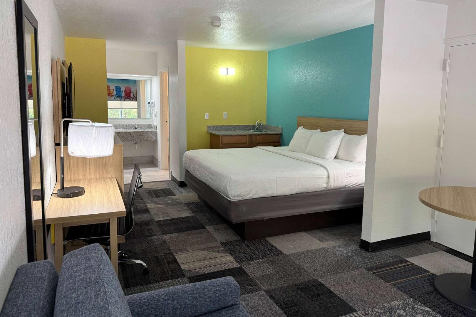 Quality Inn At Eglin AFB (Air Force Base)