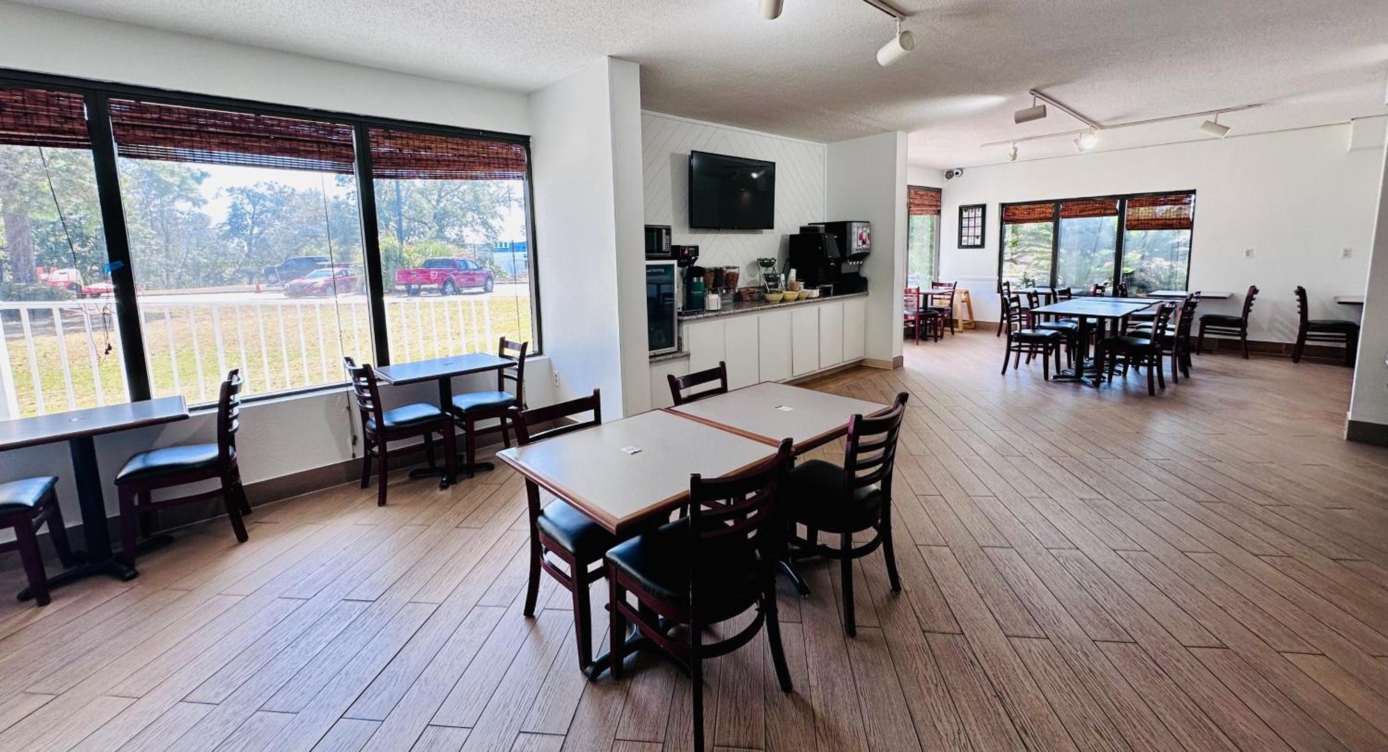 Quality Inn At Eglin AFB (Air Force Base)