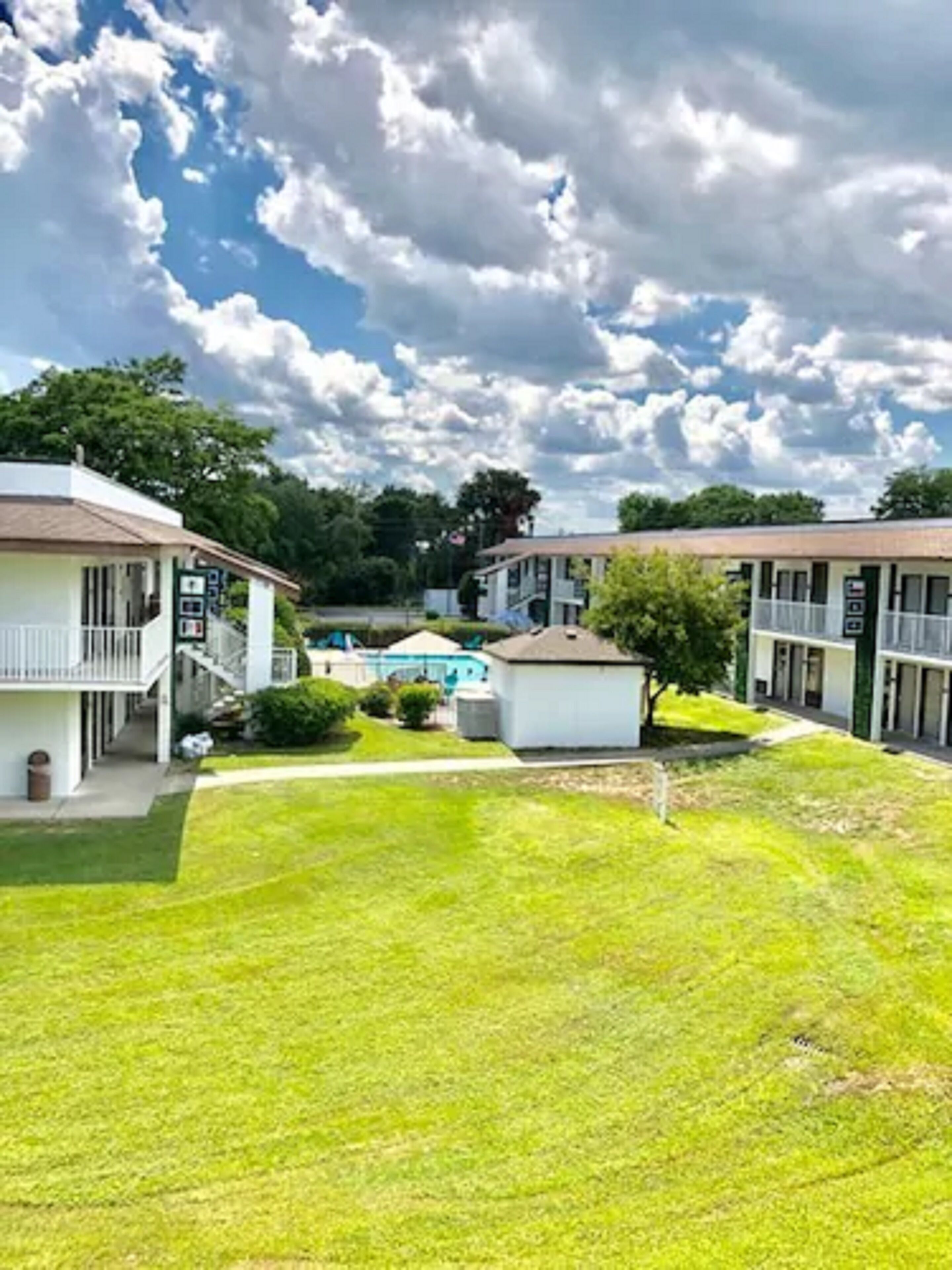 Quality Inn At Eglin AFB (Air Force Base)