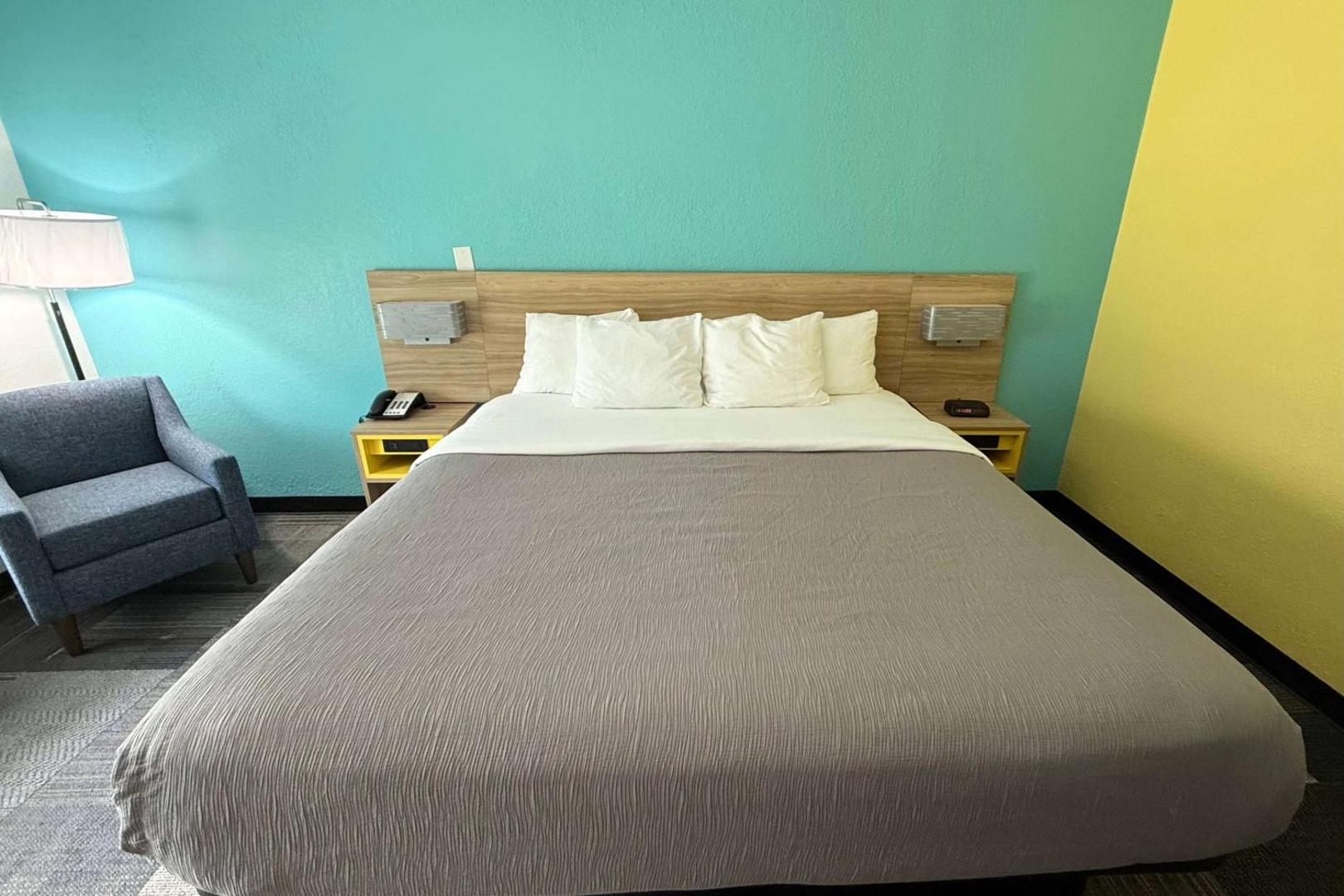 Quality Inn At Eglin AFB (Air Force Base)