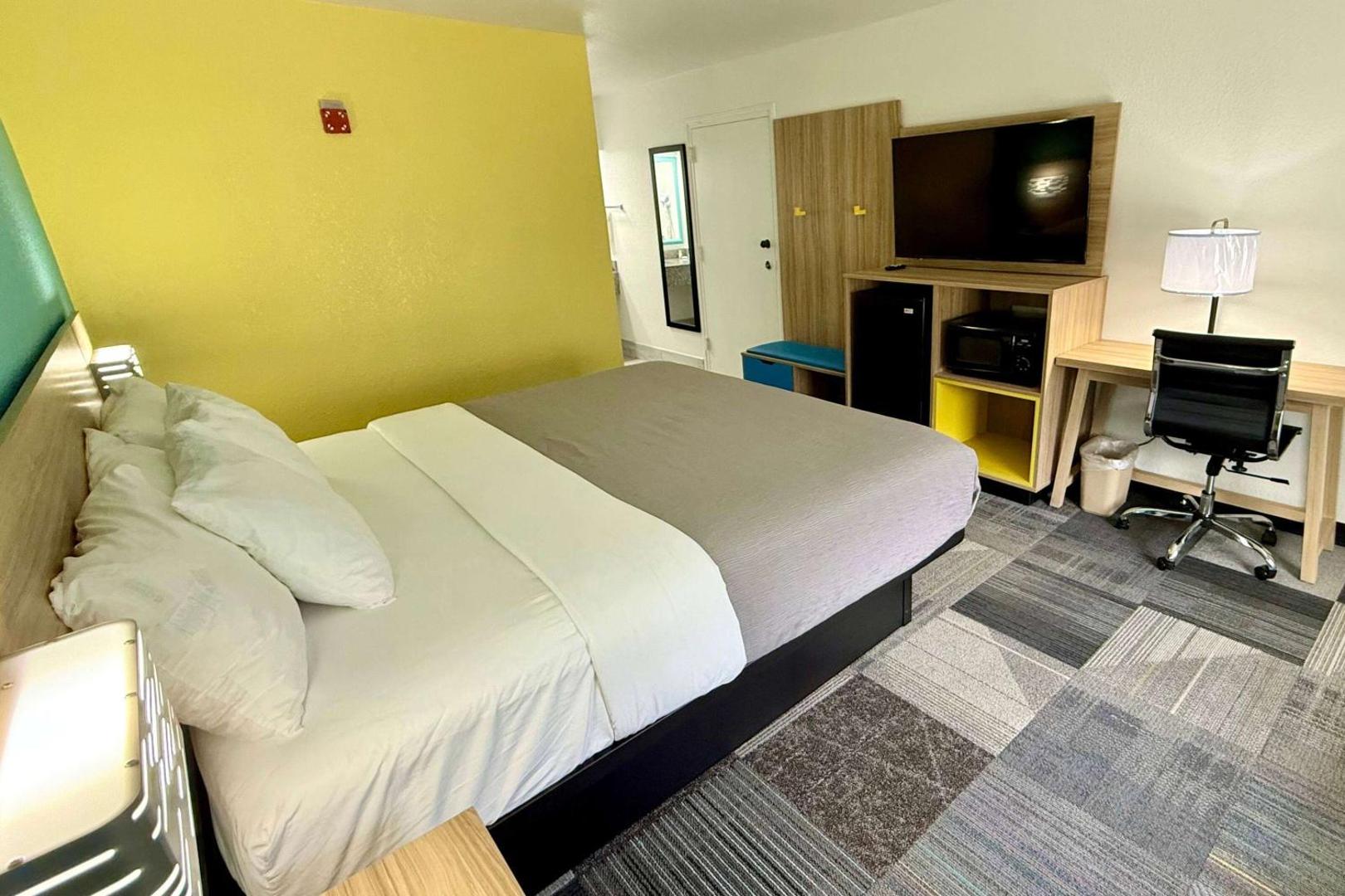 Quality Inn At Eglin AFB (Air Force Base)