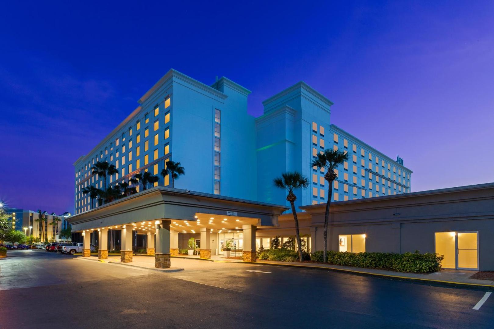 Courtyard by Marriott across Universal Orlando
