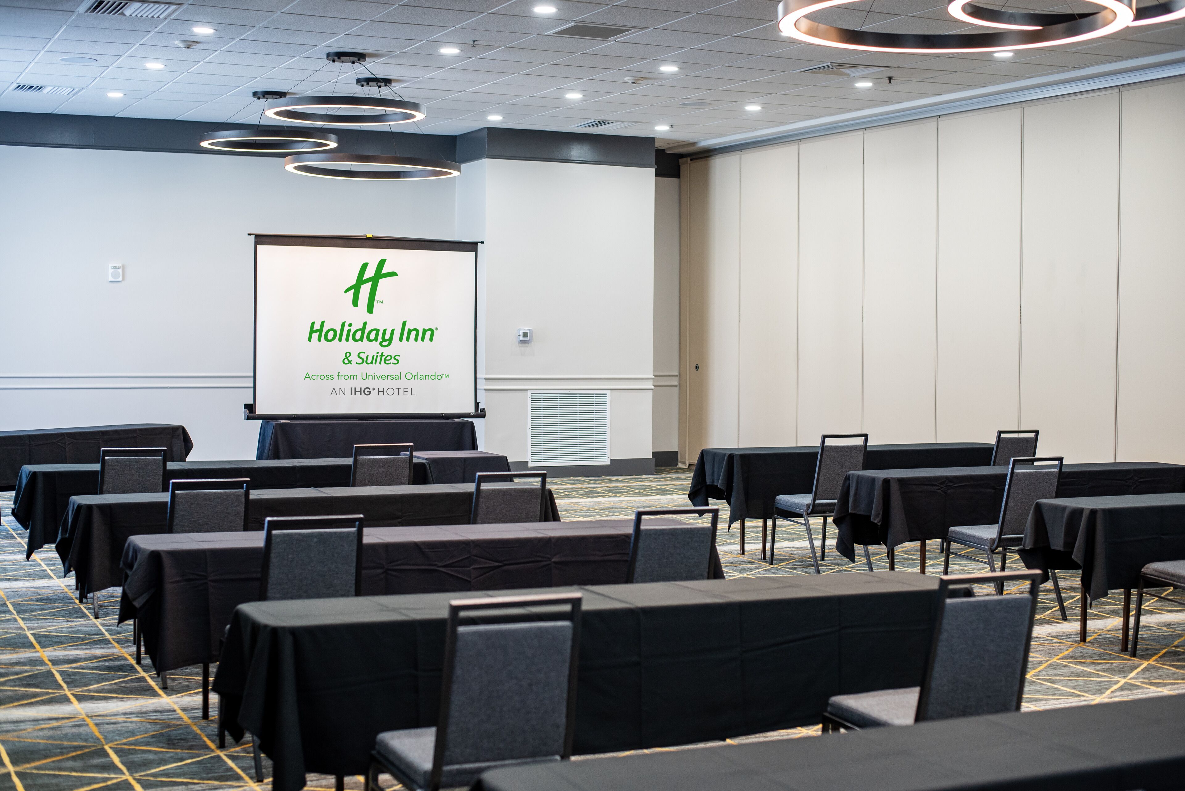 Courtyard by Marriott across Universal Orlando