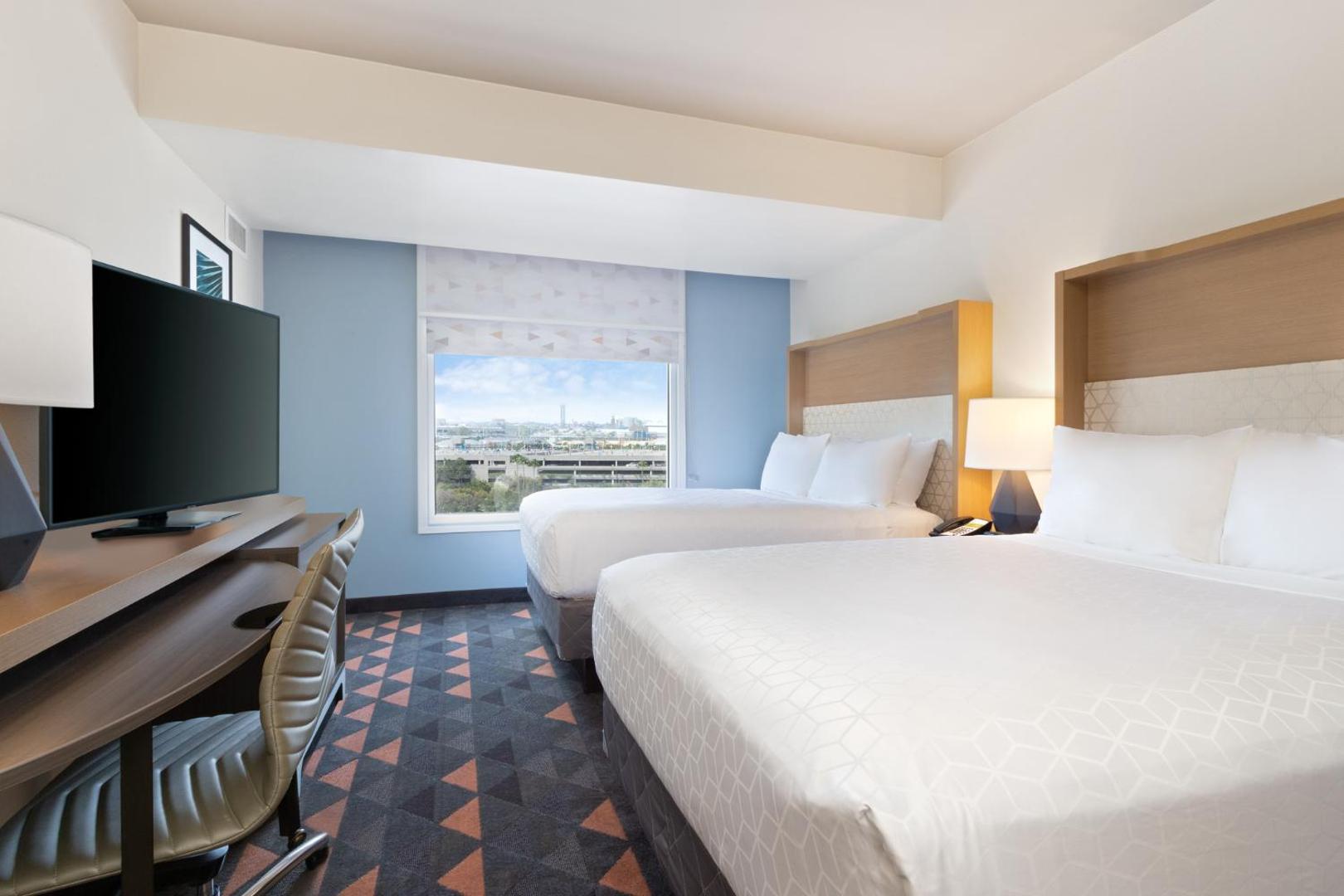 Courtyard by Marriott across Universal Orlando