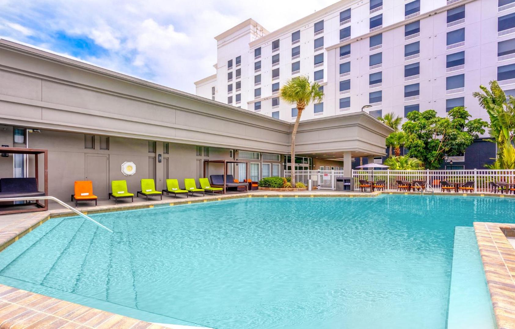 Courtyard by Marriott across Universal Orlando