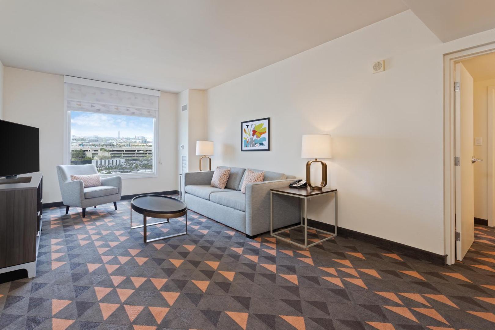 Courtyard by Marriott across Universal Orlando