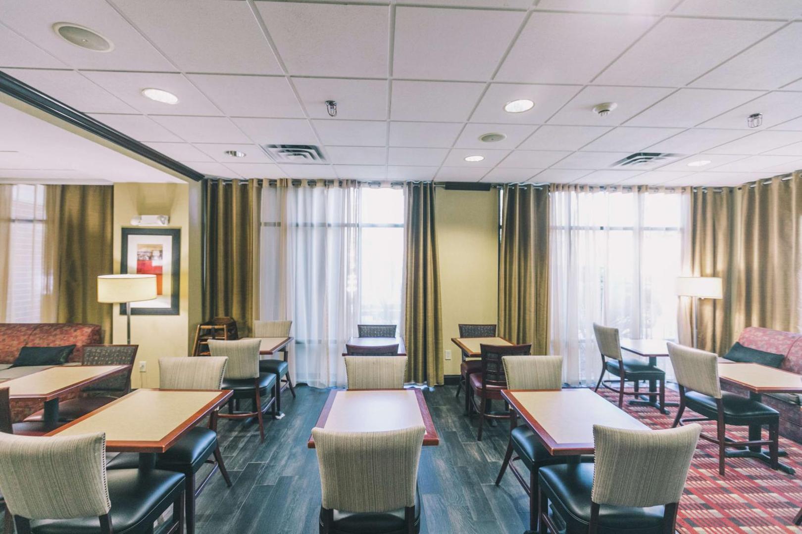 Hampton Inn Tallahassee Central Hampton Inn Tallahassee Central