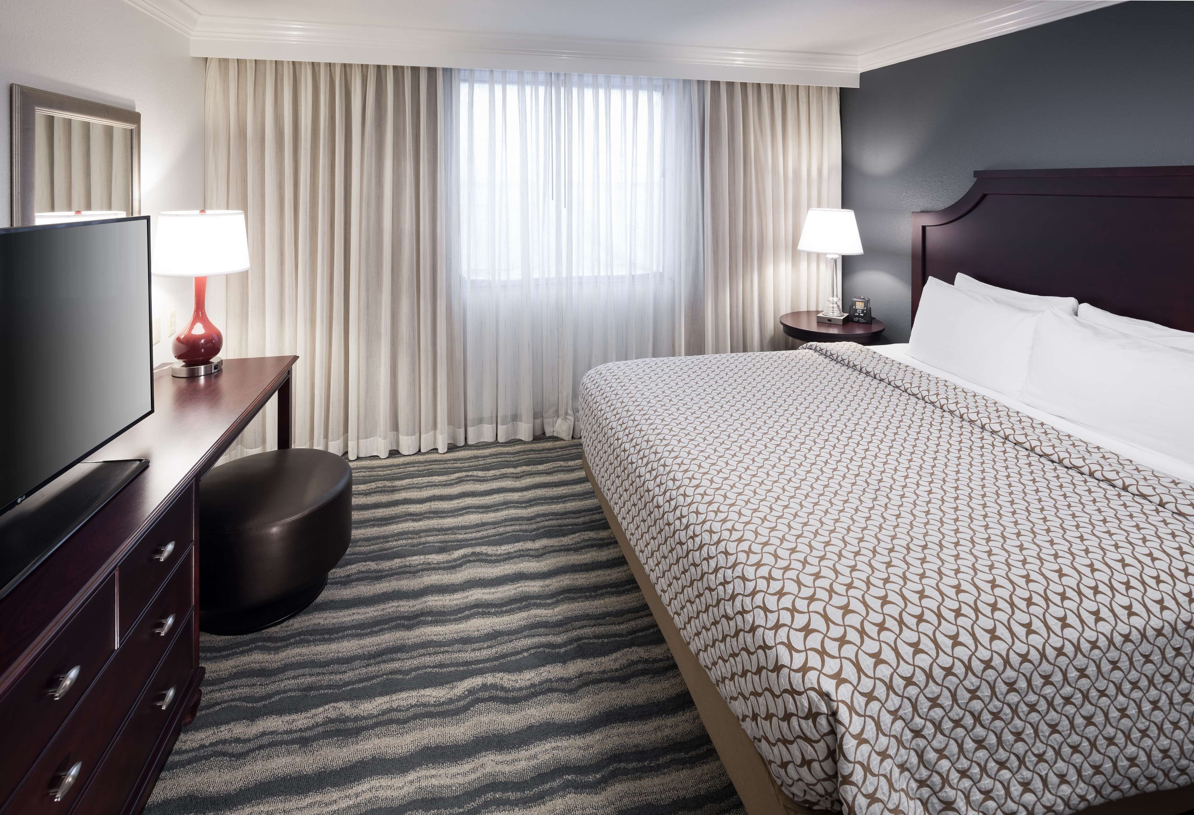 Embassy Suites by Hilton Tampa Brandon Embassy Suites by Hilton Tampa Brandon