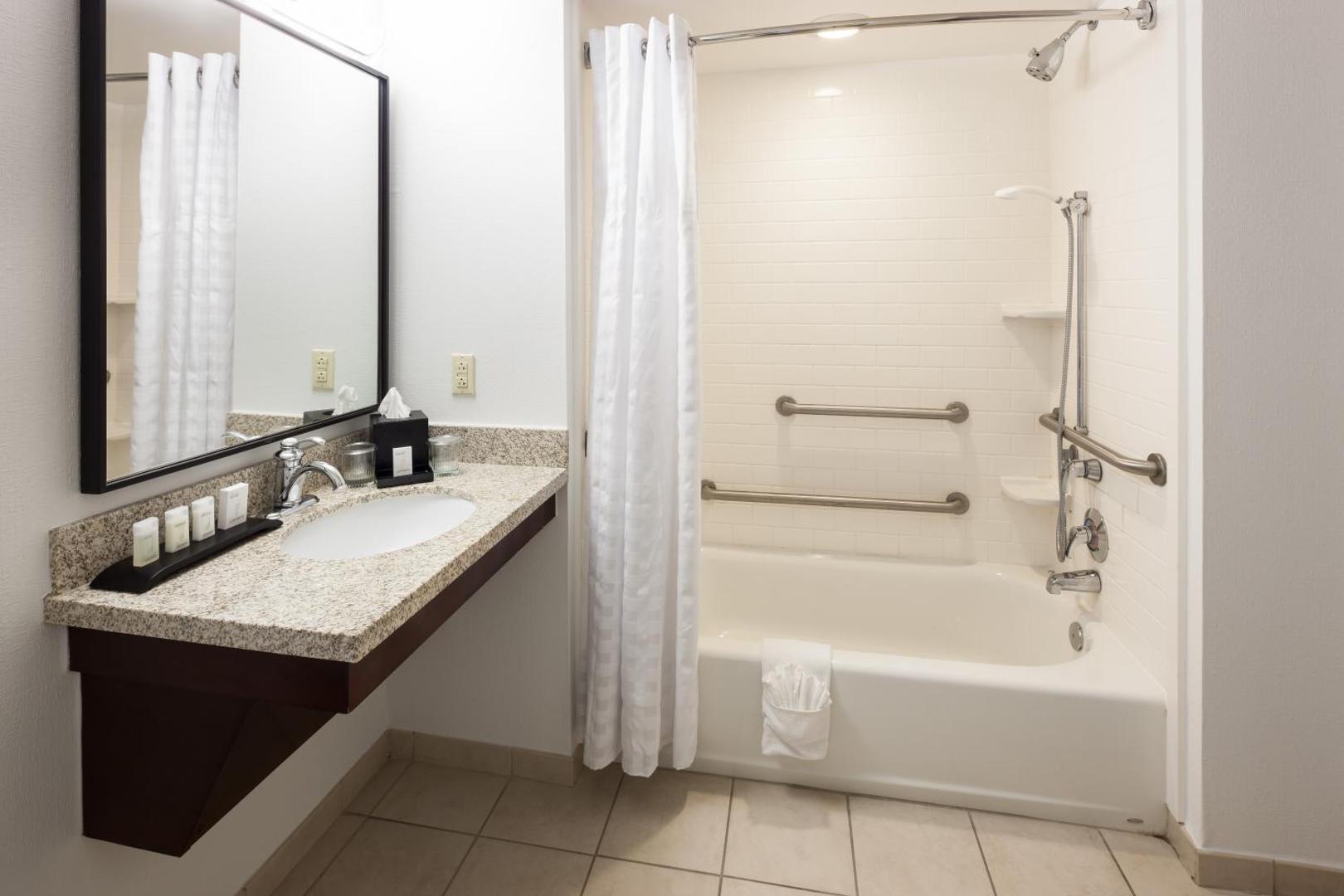 Embassy Suites by Hilton Tampa Brandon Embassy Suites by Hilton Tampa Brandon
