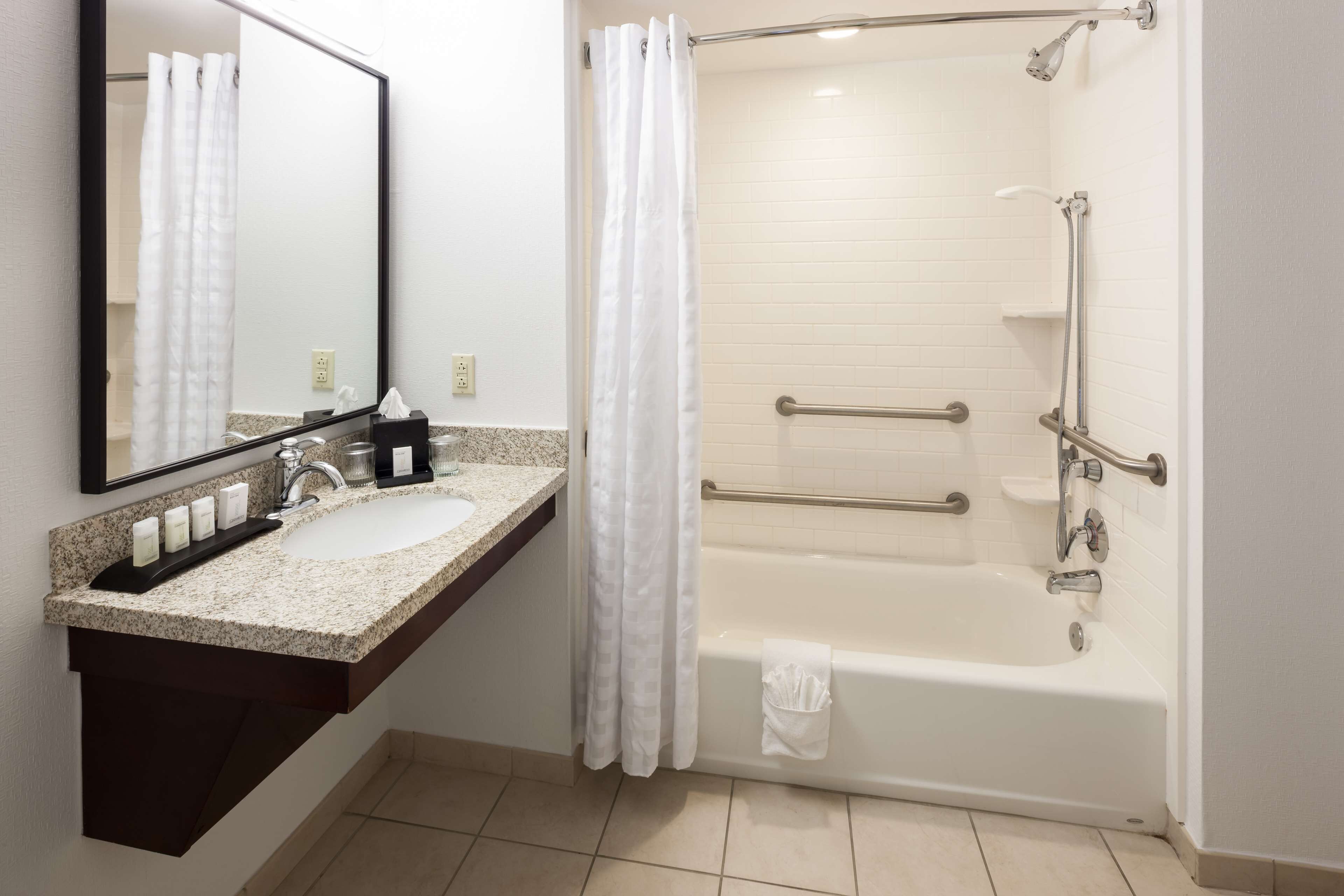 Embassy Suites by Hilton Tampa Brandon Embassy Suites by Hilton Tampa Brandon