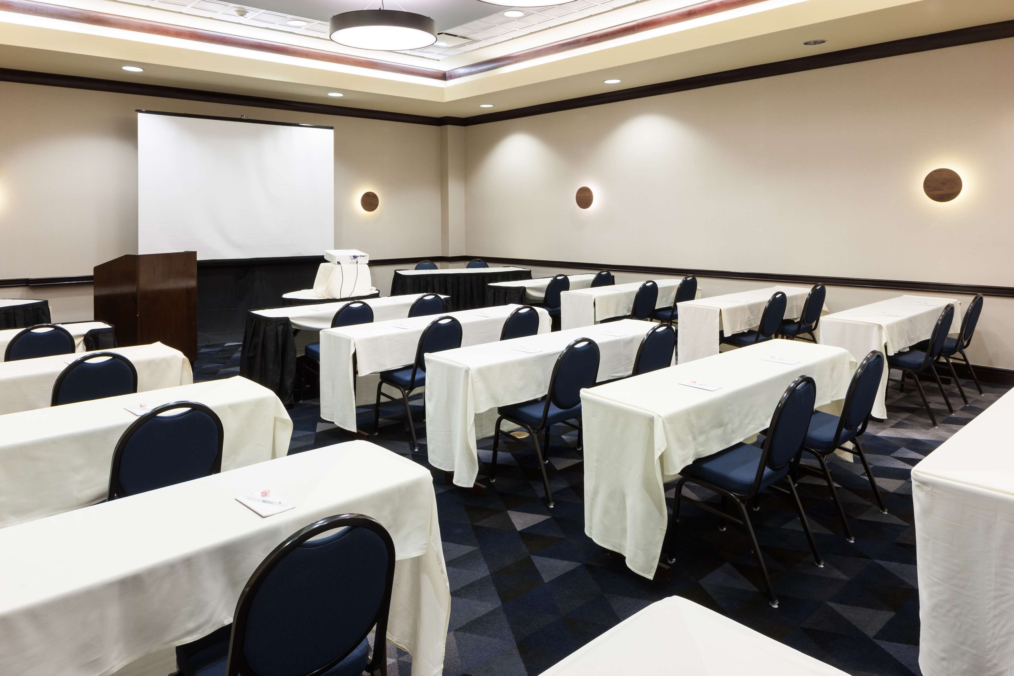 Embassy Suites by Hilton Tampa Brandon Embassy Suites by Hilton Tampa Brandon