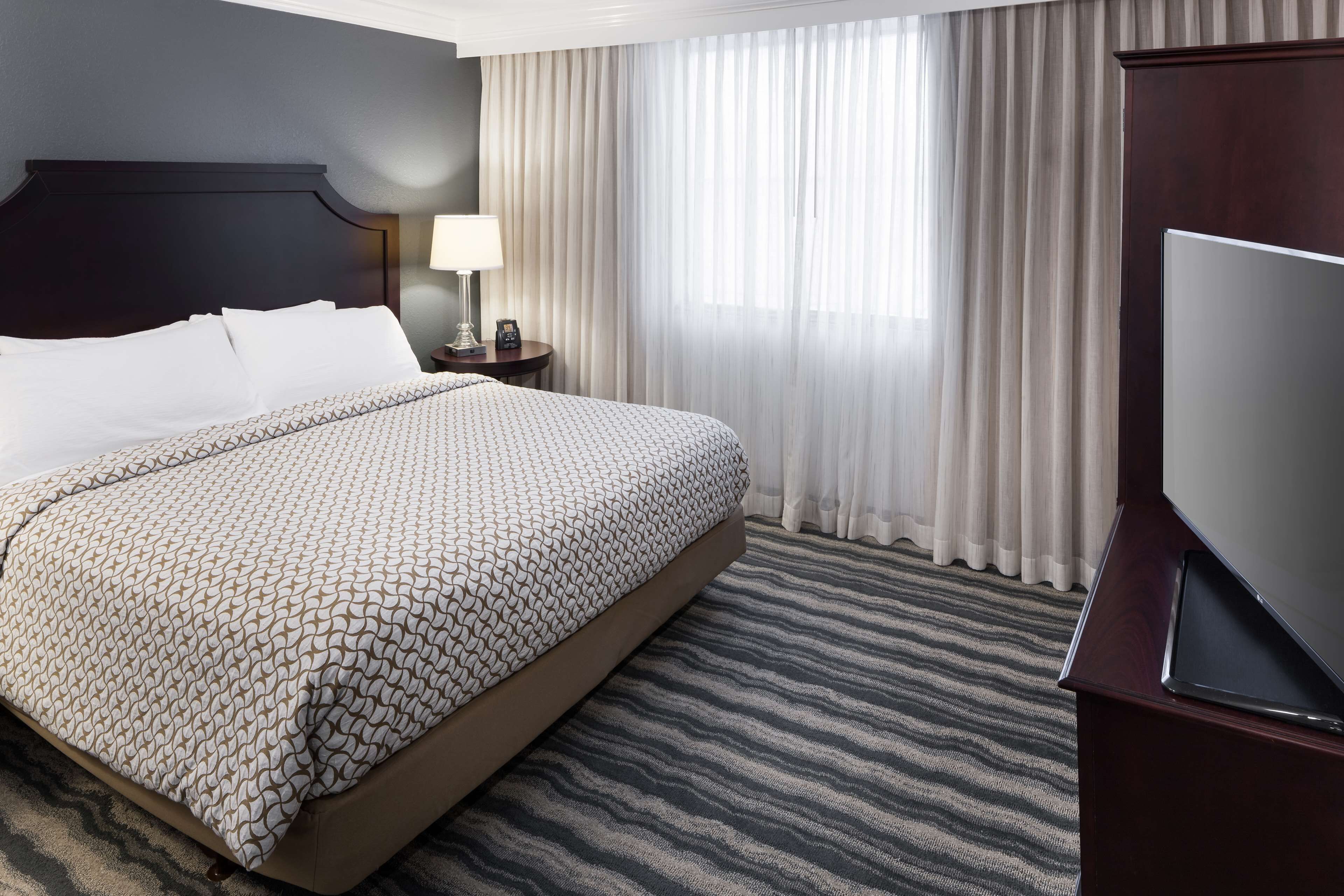 Embassy Suites by Hilton Tampa Brandon Embassy Suites by Hilton Tampa Brandon