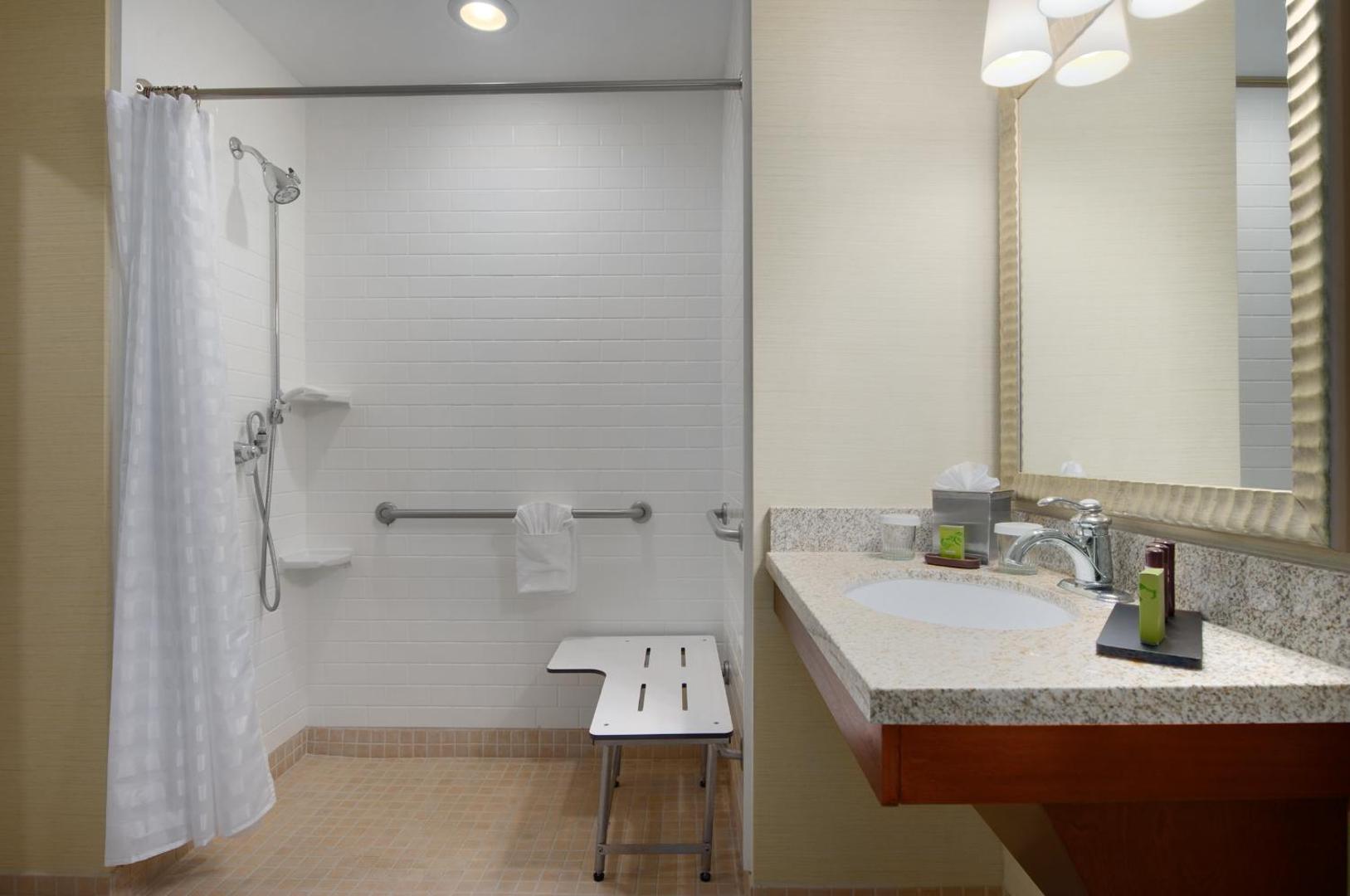 Embassy Suites by Hilton Tampa Brandon Embassy Suites by Hilton Tampa Brandon