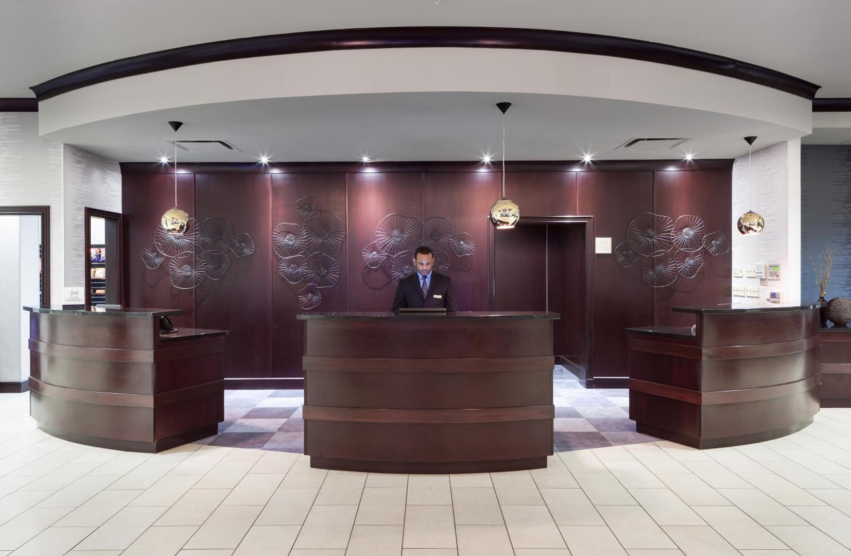 Embassy Suites by Hilton Tampa Brandon Embassy Suites by Hilton Tampa Brandon
