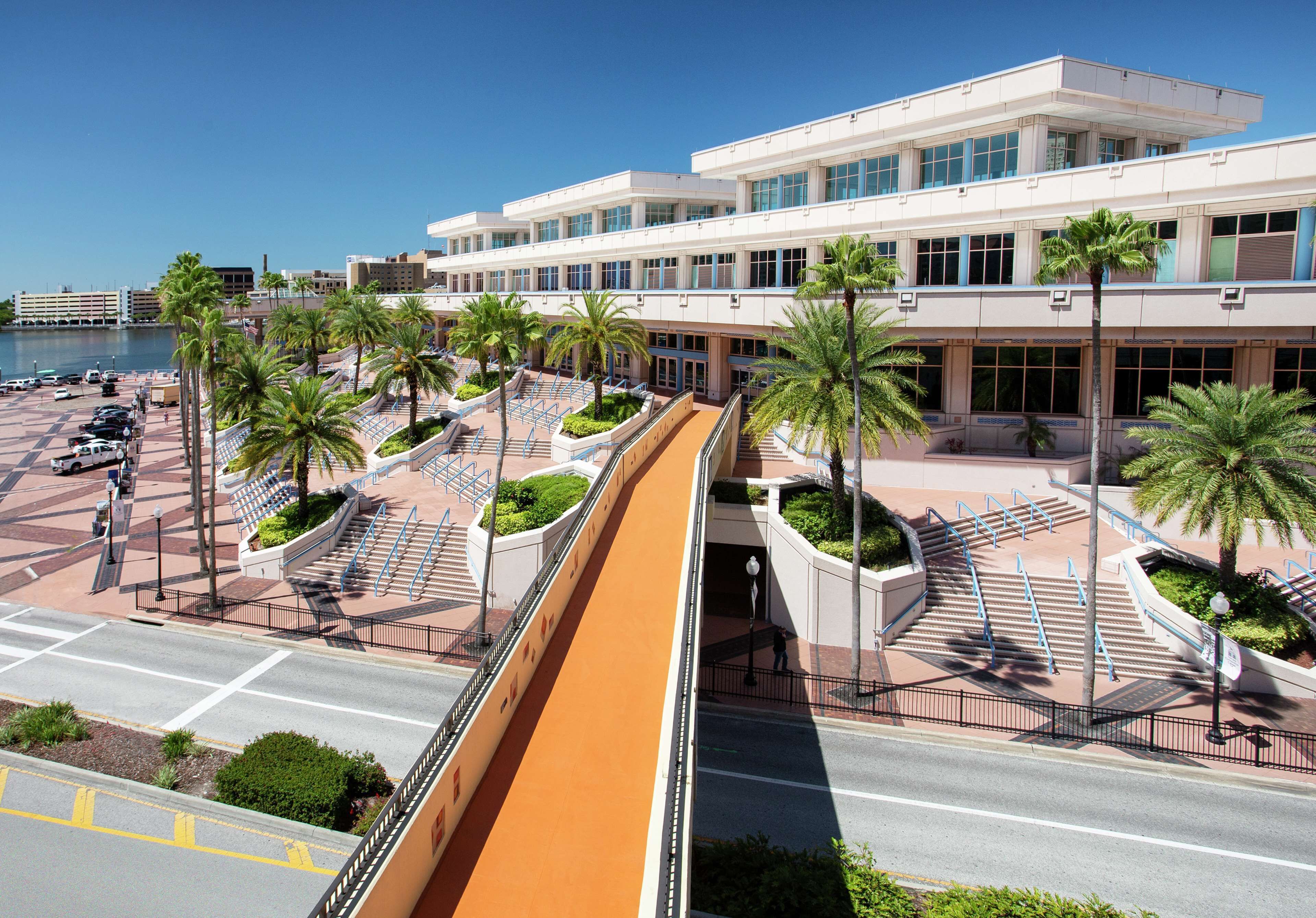 Embassy Suites by Hilton Tampa Downtown Convention Center Embassy Suites by Hilton Tampa Downtown Convention Center