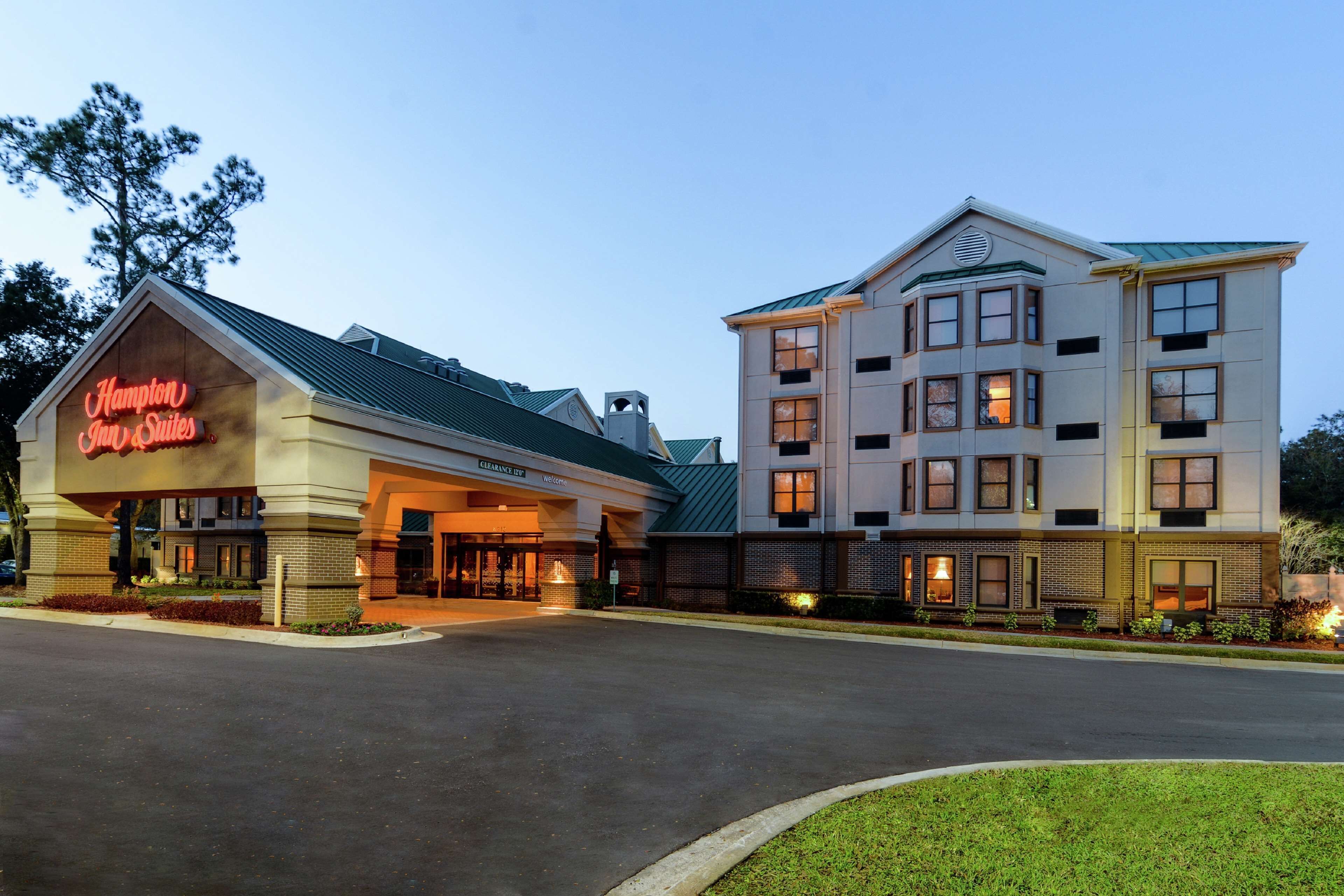 Hampton Inn & Suites Tampa North Hampton Inn & Suites Tampa North