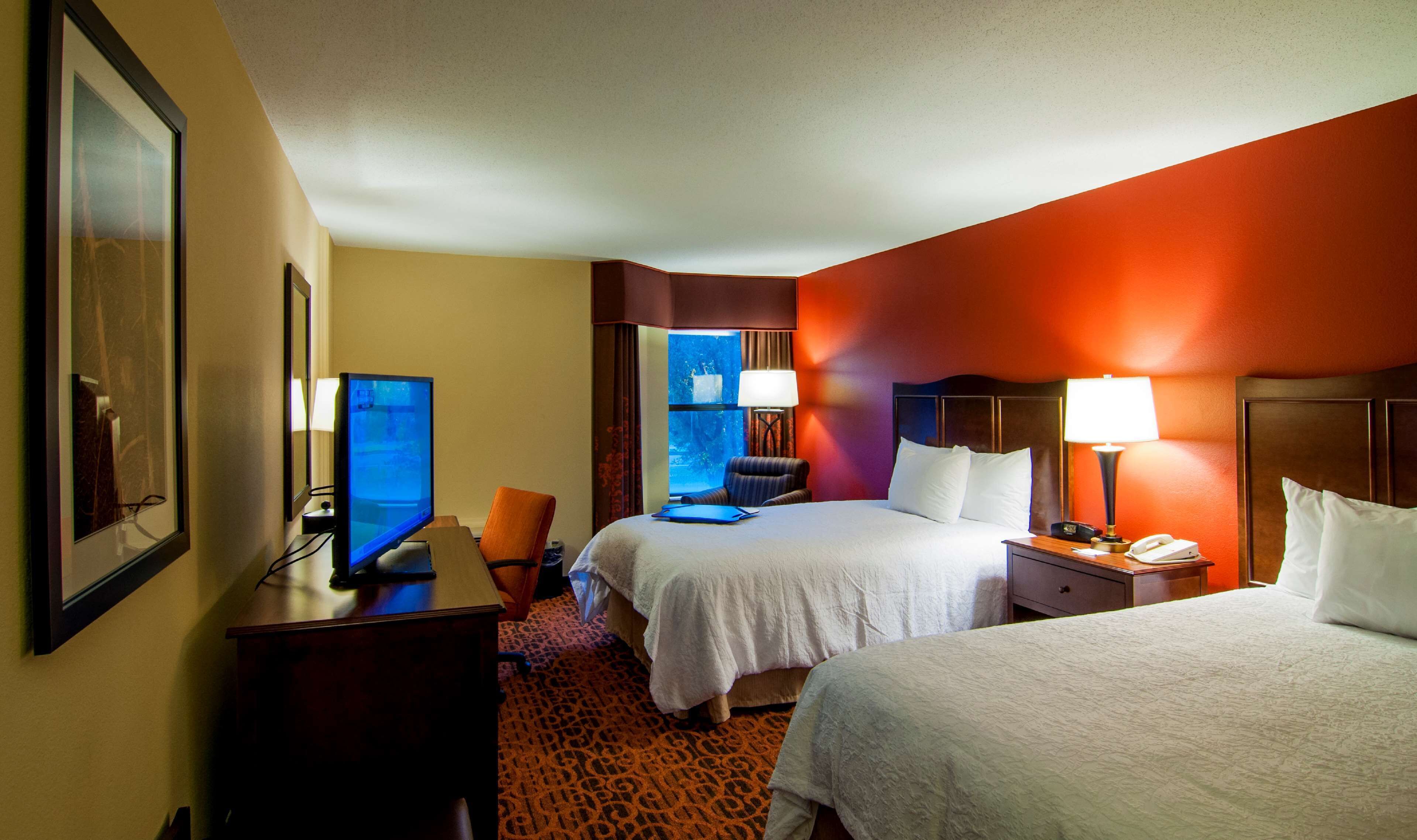 Hampton Inn & Suites Tampa North Hampton Inn & Suites Tampa North