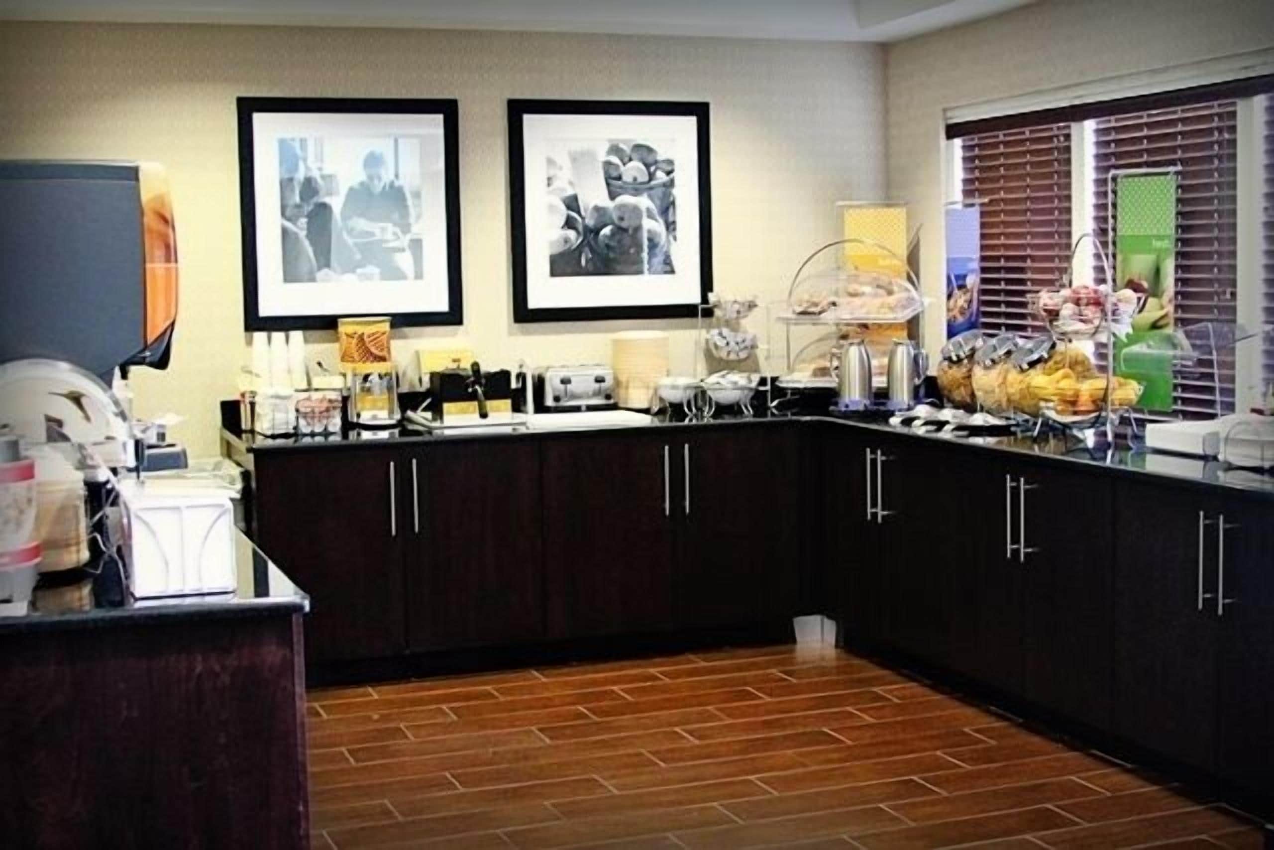 Hampton Inn Tampa Rocky Point Hampton Inn Tampa Rocky Point