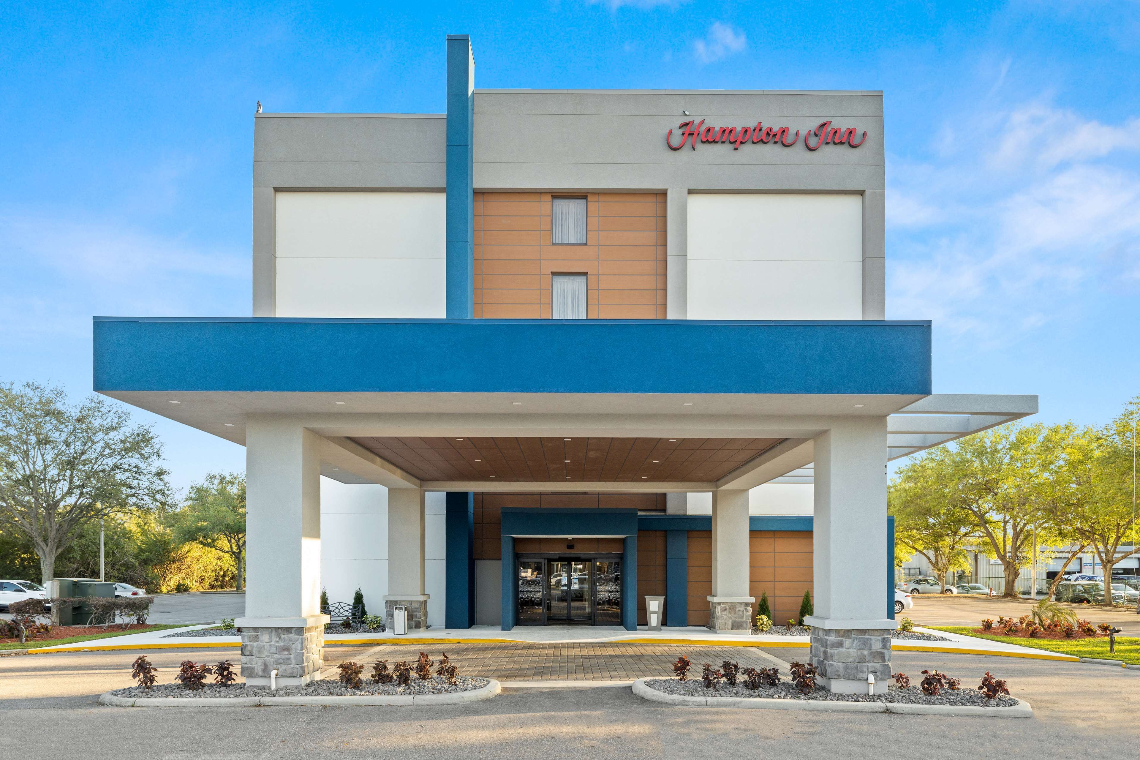 Hampton Inn Tampa-Veterans Expressway (Airport North) Hampton Inn Tampa-Veterans Expressway (Airport North)