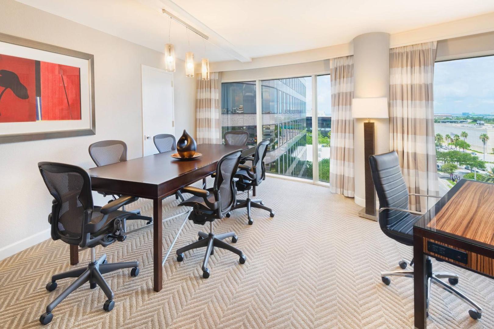 The Westshore Grand, a Tribute Portfolio Hotel, Tampa The Westshore Grand, a Tribute Portfolio Hotel, Tampa