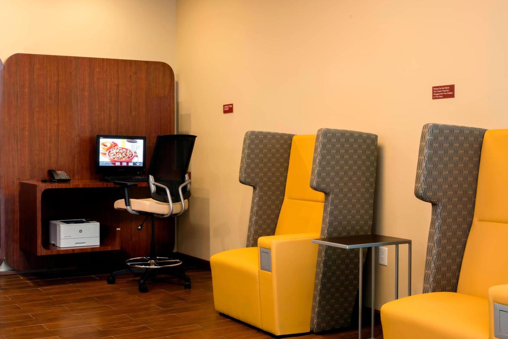 TownePlace Suites Orlando Flamingo Crossings TownePlace Suites Orlando Flamingo Crossings