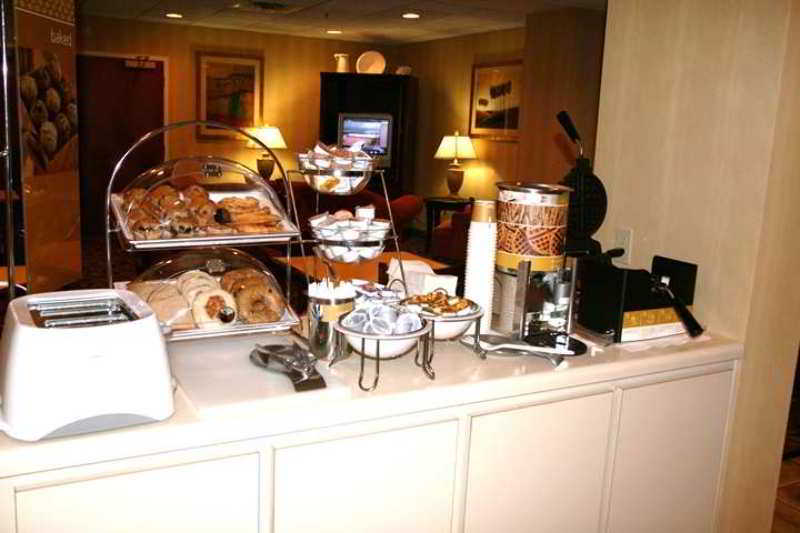 Hampton Inn Adel Hampton Inn Adel