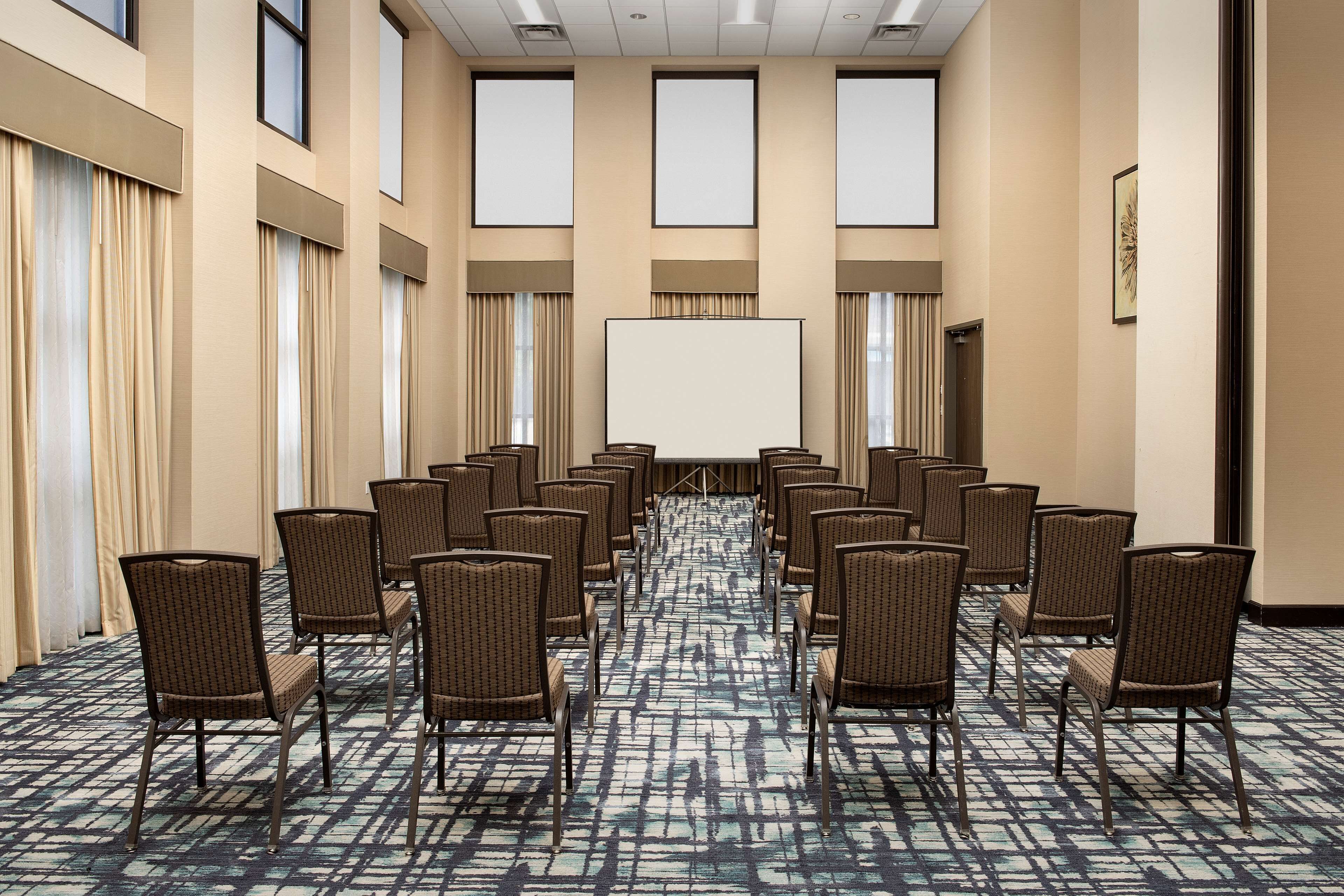 Hampton Inn & Suites Alpharetta Hampton Inn & Suites Alpharetta