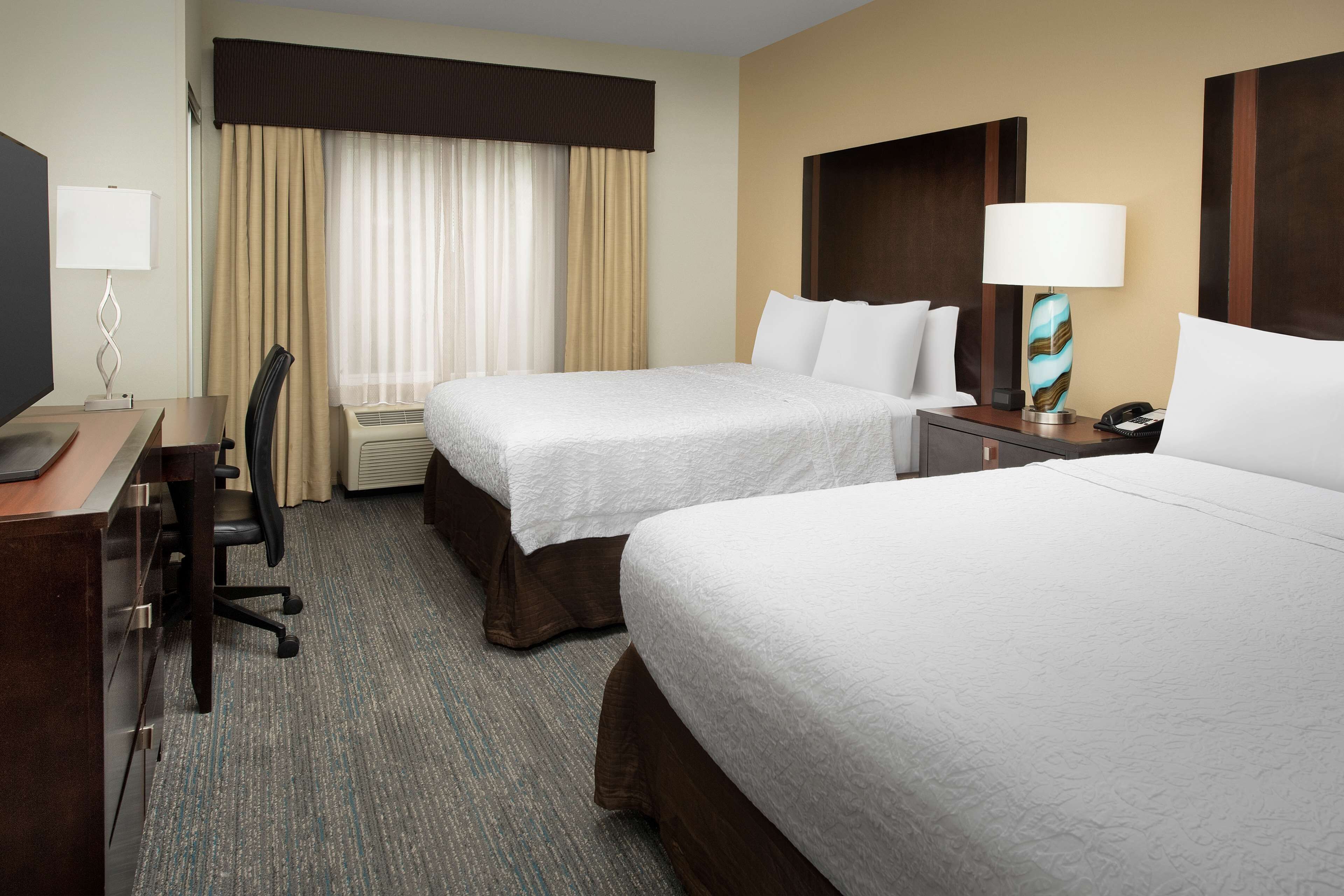 Hampton Inn & Suites Alpharetta Hampton Inn & Suites Alpharetta
