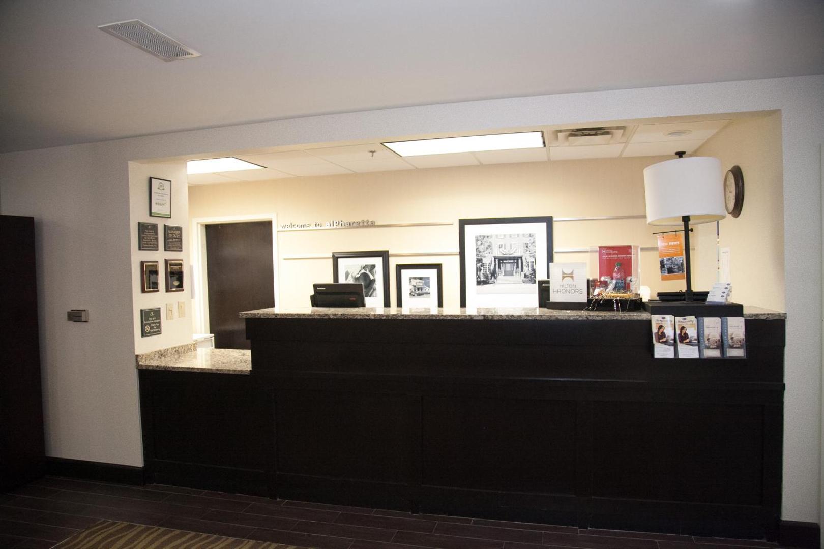 Hampton Inn & Suites Alpharetta Hampton Inn & Suites Alpharetta
