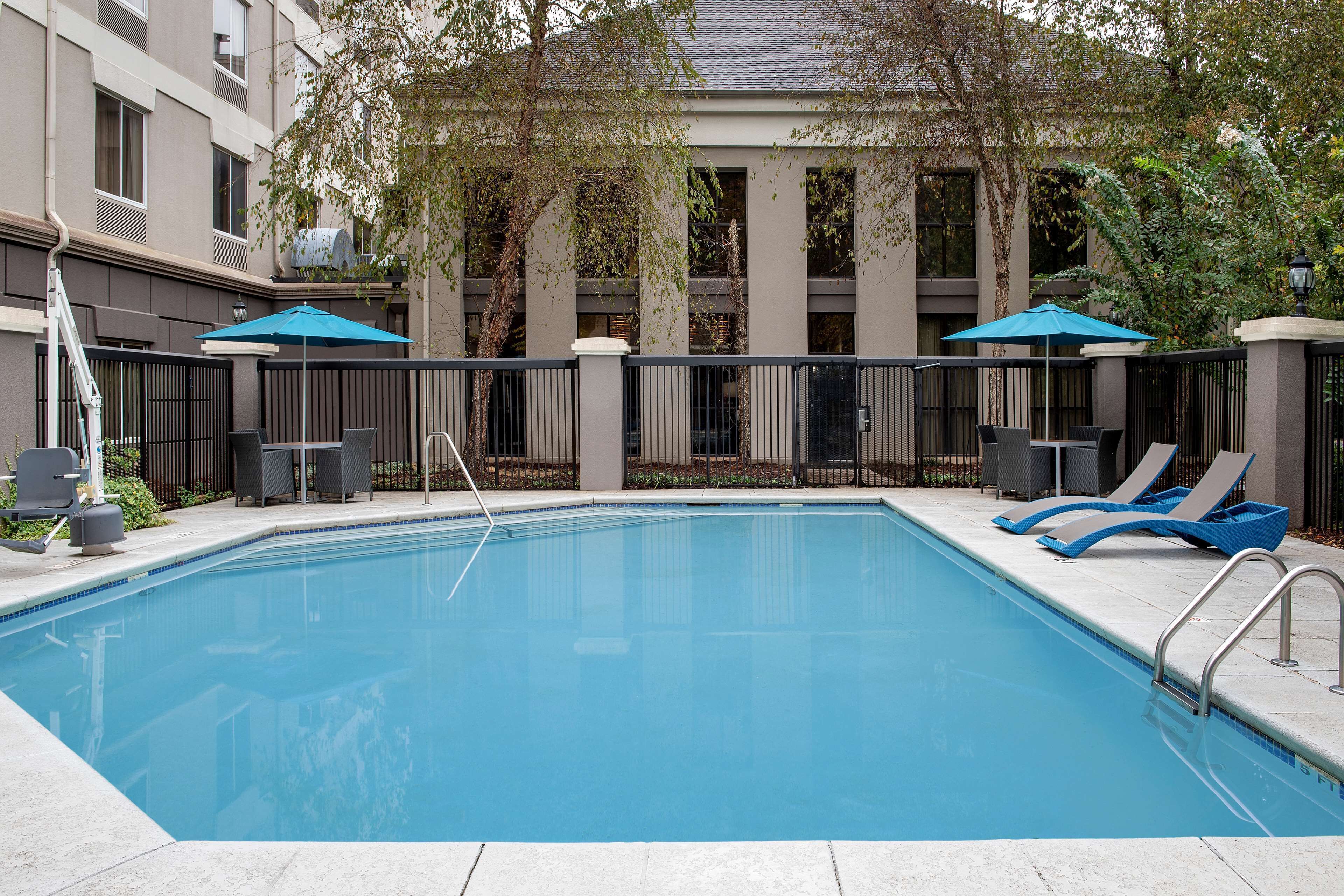 Hampton Inn & Suites Alpharetta Hampton Inn & Suites Alpharetta