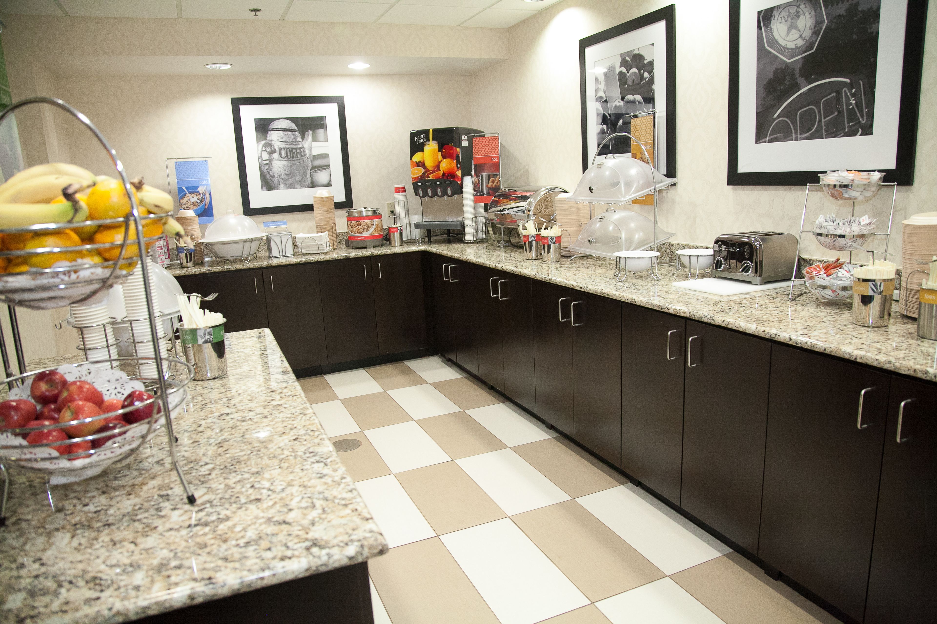 Hampton Inn & Suites Alpharetta Hampton Inn & Suites Alpharetta
