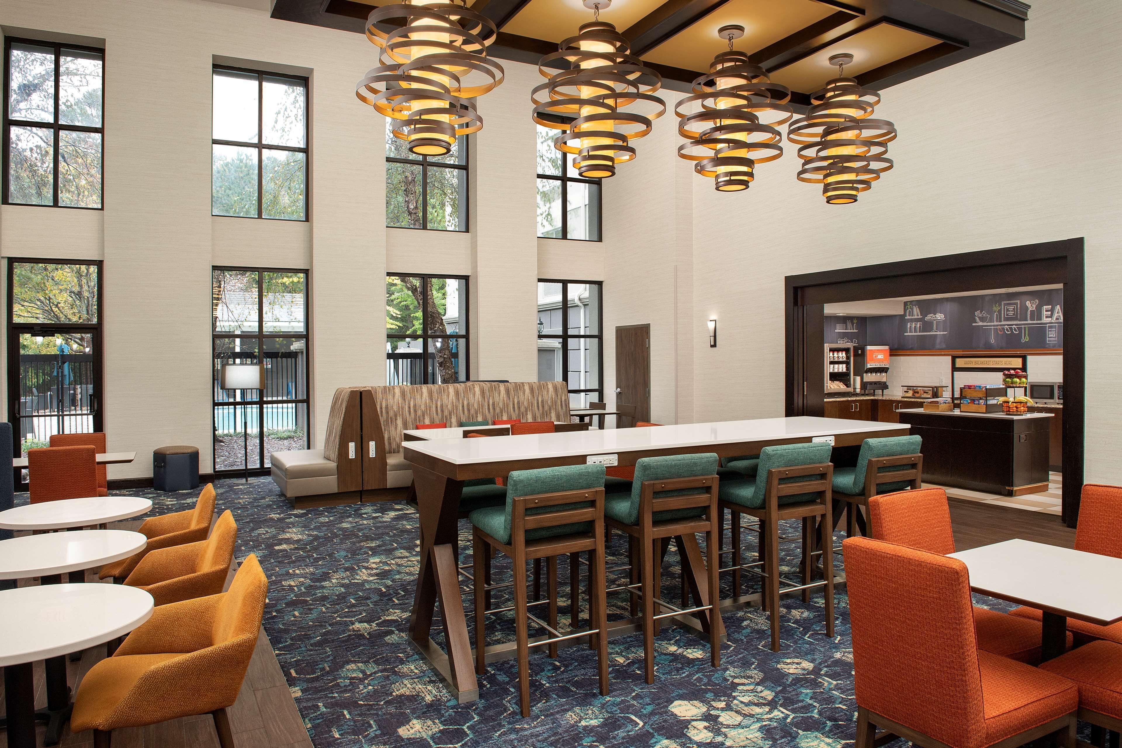 Hampton Inn & Suites Alpharetta Hampton Inn & Suites Alpharetta