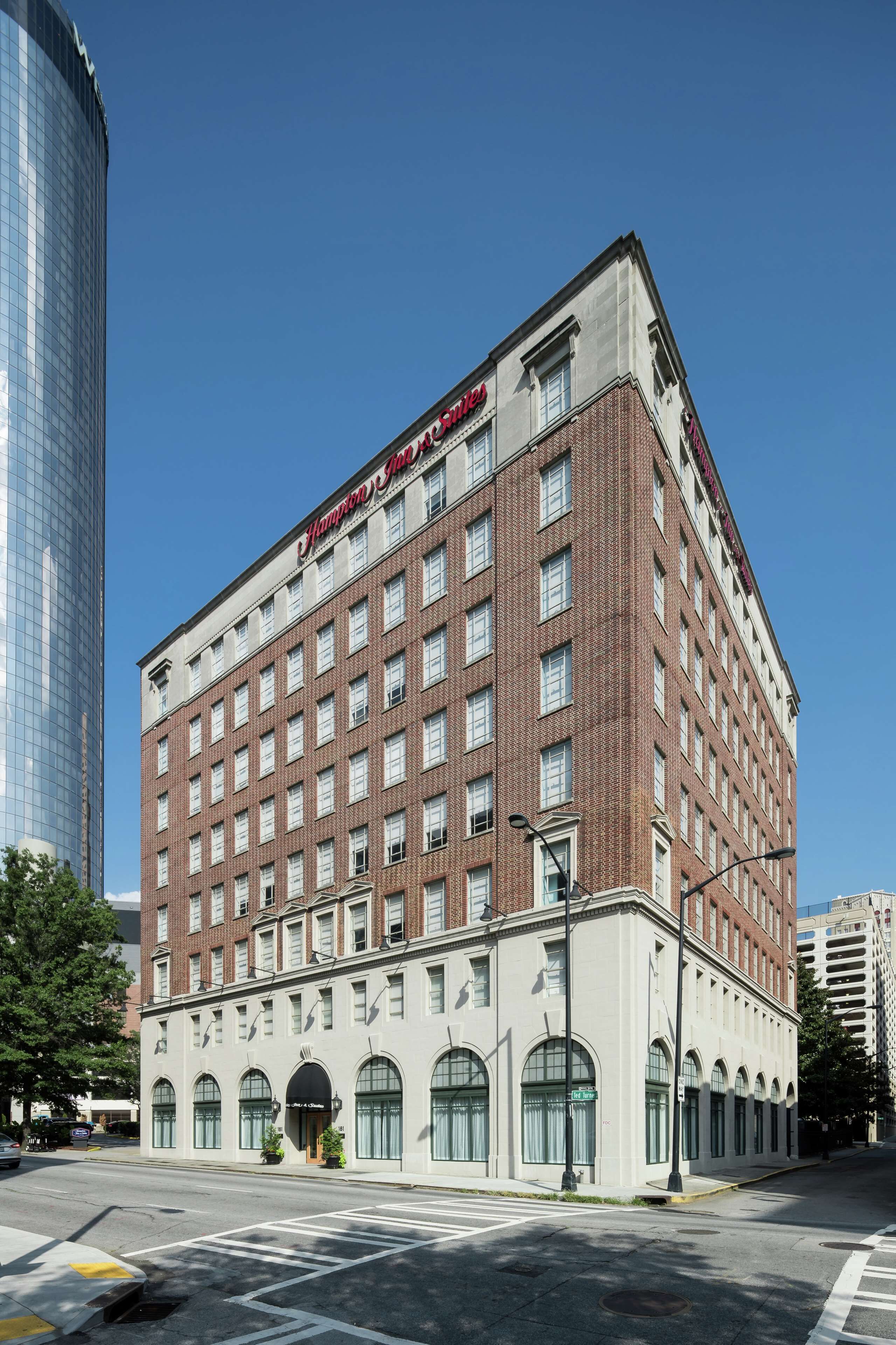 Hampton Inn & Suites Atlanta-Downtown Hampton Inn & Suites Atlanta-Downtown
