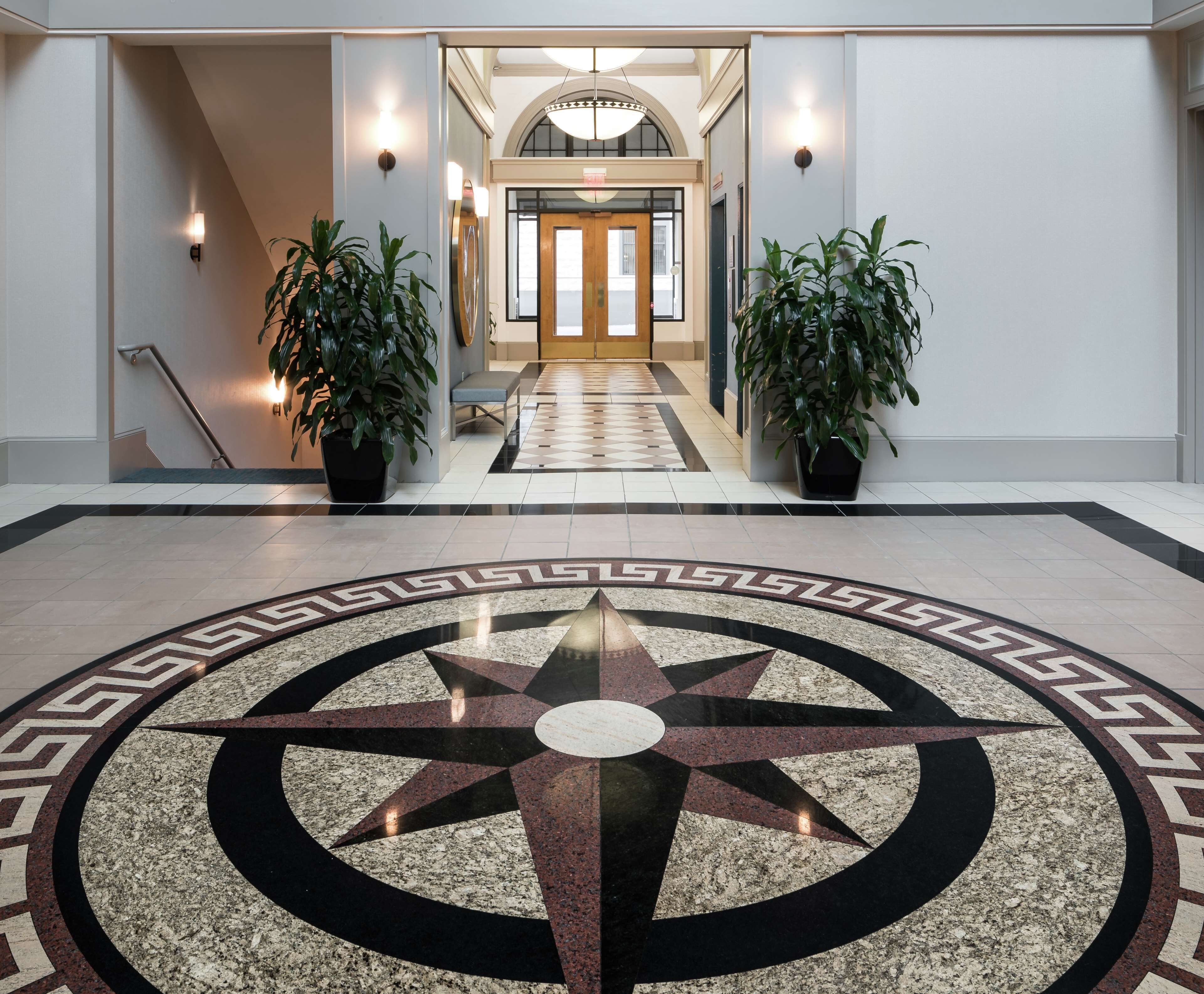 Hampton Inn & Suites Atlanta-Downtown Hampton Inn & Suites Atlanta-Downtown