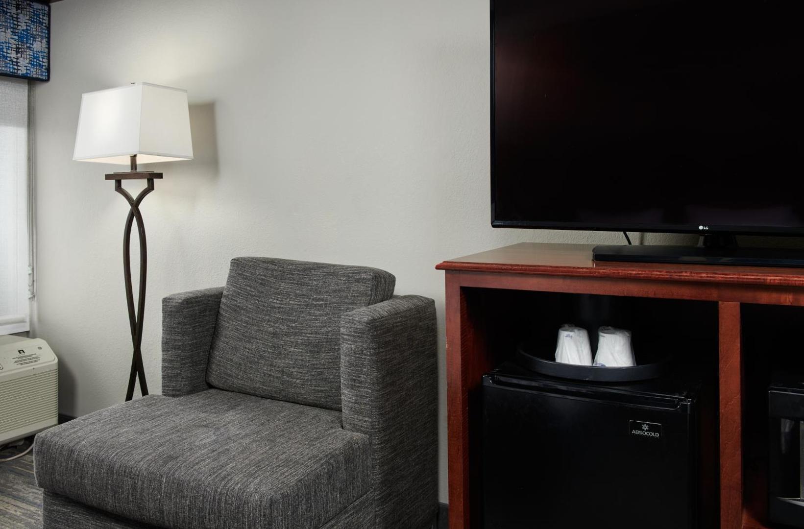 Hampton Inn Atlanta Cumberland Mall/Cobb Galleria Hampton Inn Atlanta Cumberland Mall/Cobb Galleria