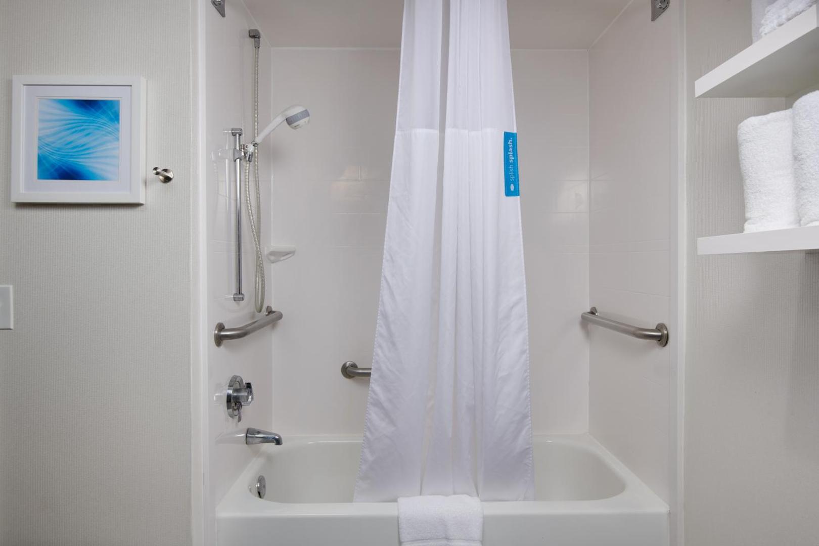 Hampton Inn Atlanta Cumberland Mall/Cobb Galleria Hampton Inn Atlanta Cumberland Mall/Cobb Galleria