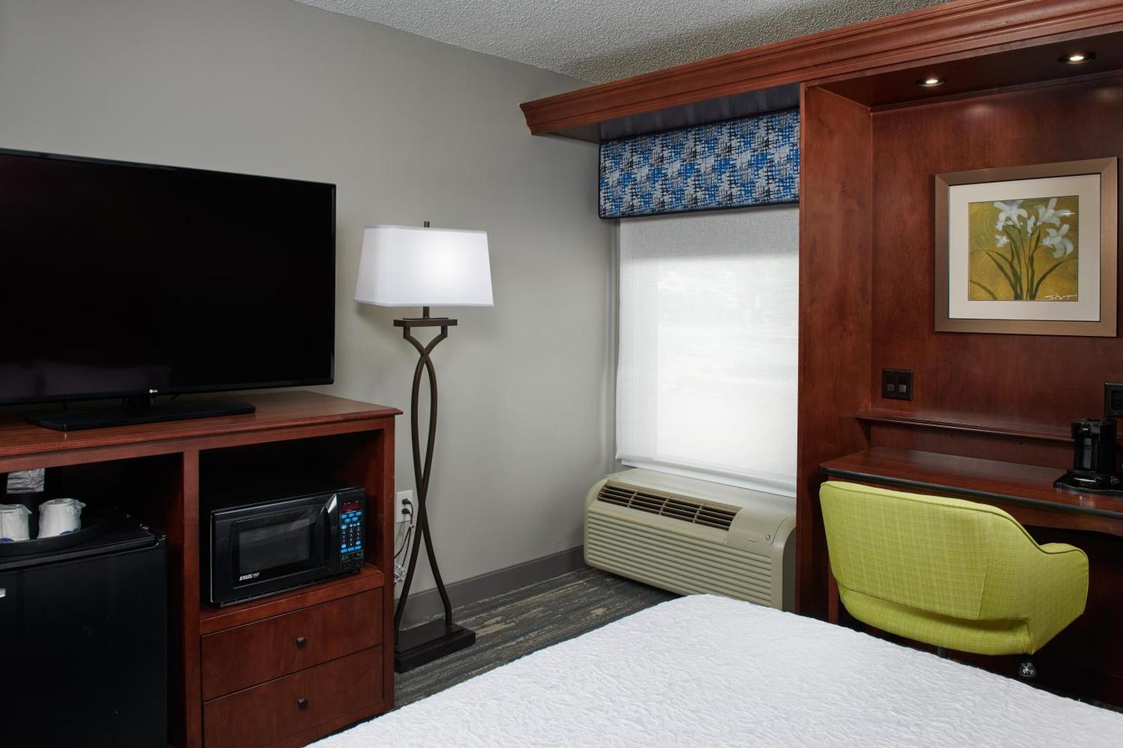 Hampton Inn Atlanta Cumberland Mall/Cobb Galleria Hampton Inn Atlanta Cumberland Mall/Cobb Galleria