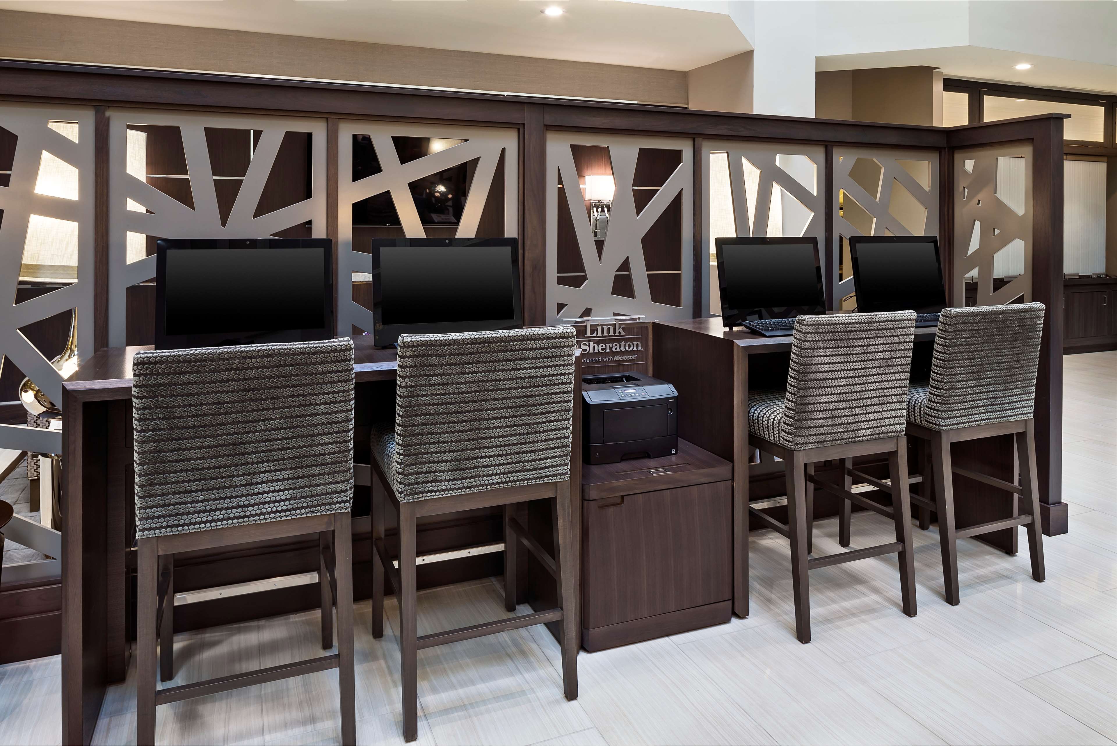 Sheraton Suites Galleria-Atlanta