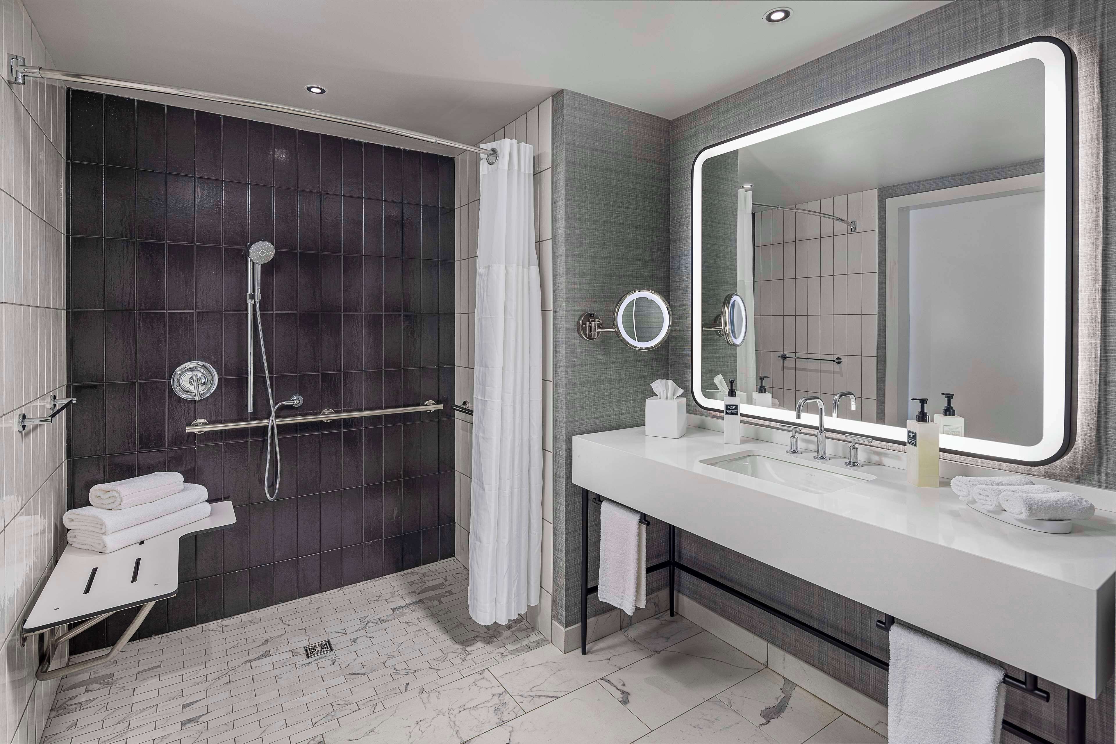 Signia by Hilton Atlanta Georgia World Congress Center Signia by Hilton Atlanta Georgia World Congress Center