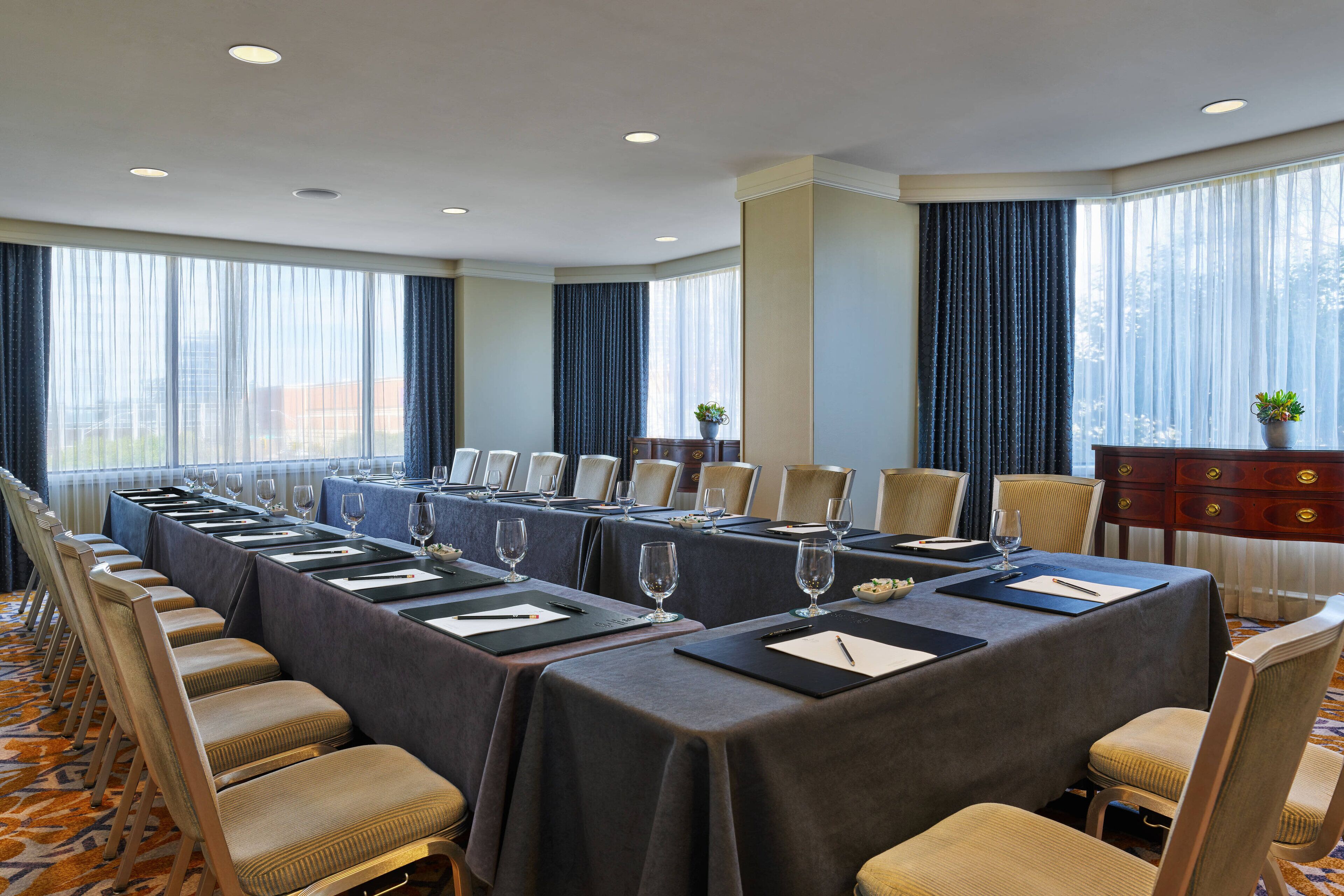 The Whitley, a Luxury Collection Hotel, Atlanta Buckhead The Whitley, a Luxury Collection Hotel, Atlanta Buckhead