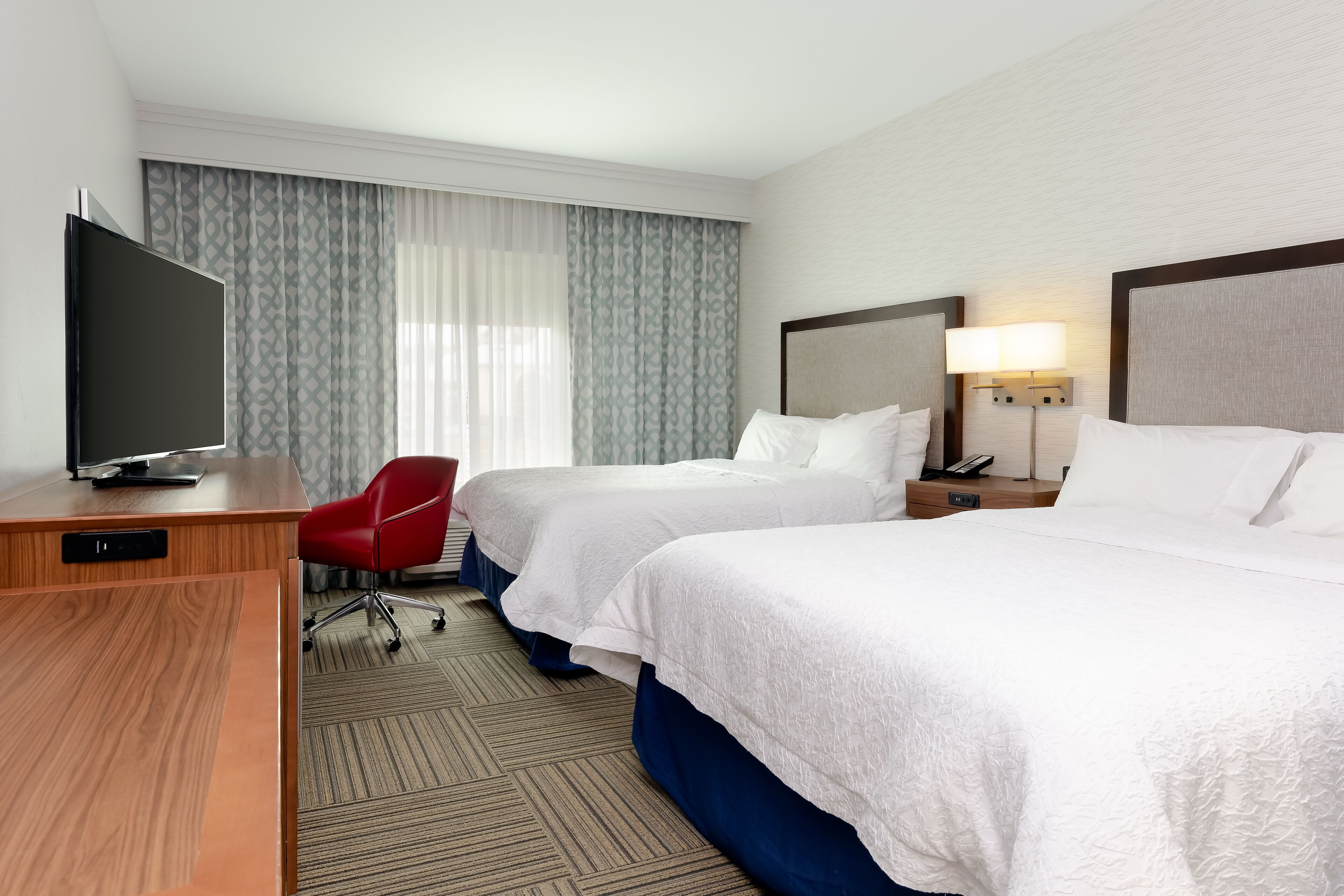 Hampton Inn Emerson LakePoint Hampton Inn Emerson LakePoint