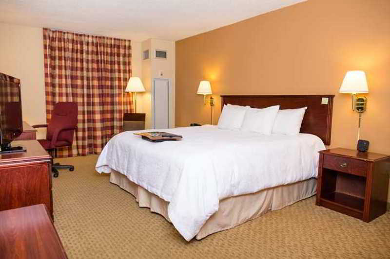 Hampton Inn Columbus North Hampton Inn Columbus North